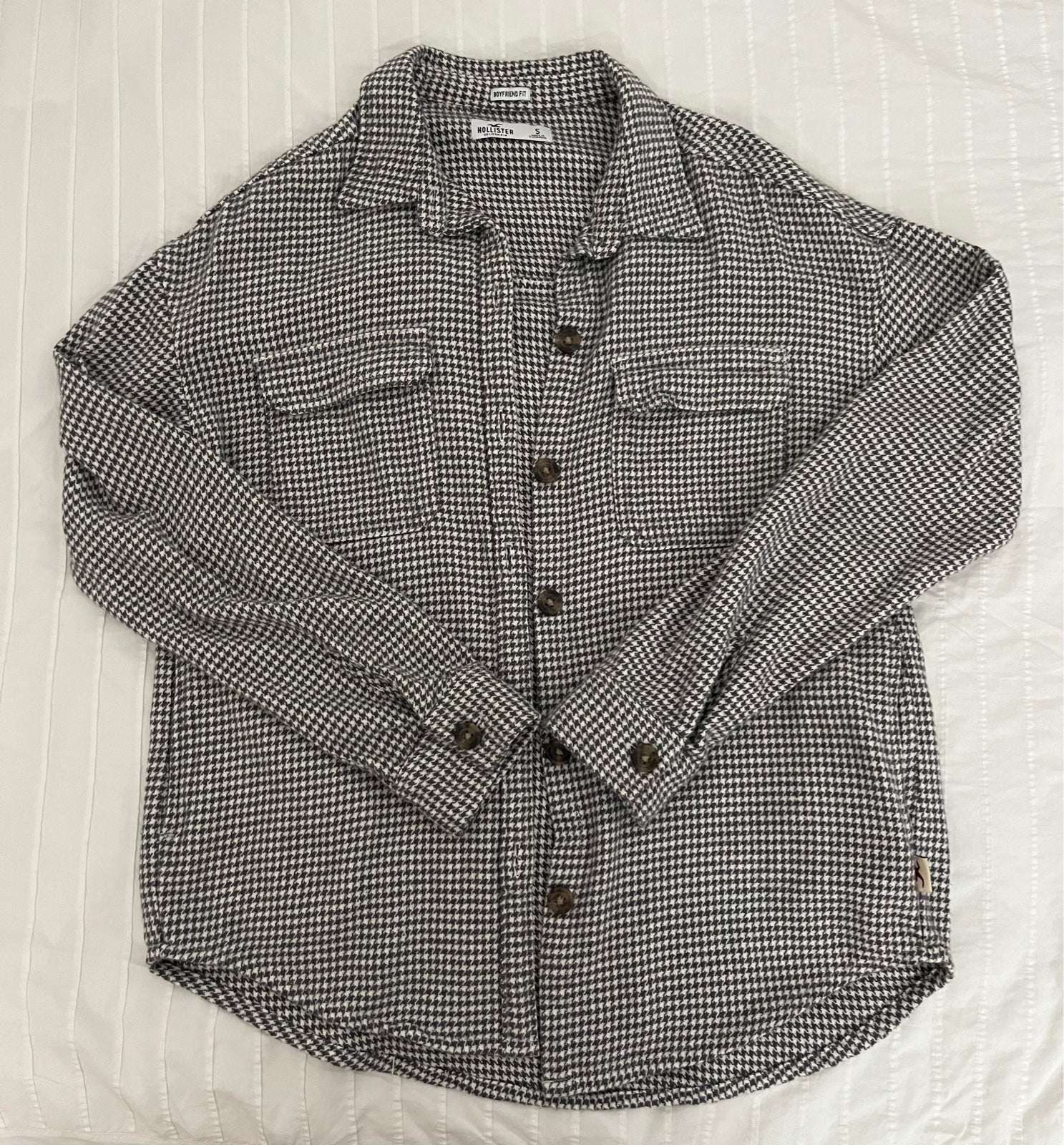 Women’s Hollister Overshirt