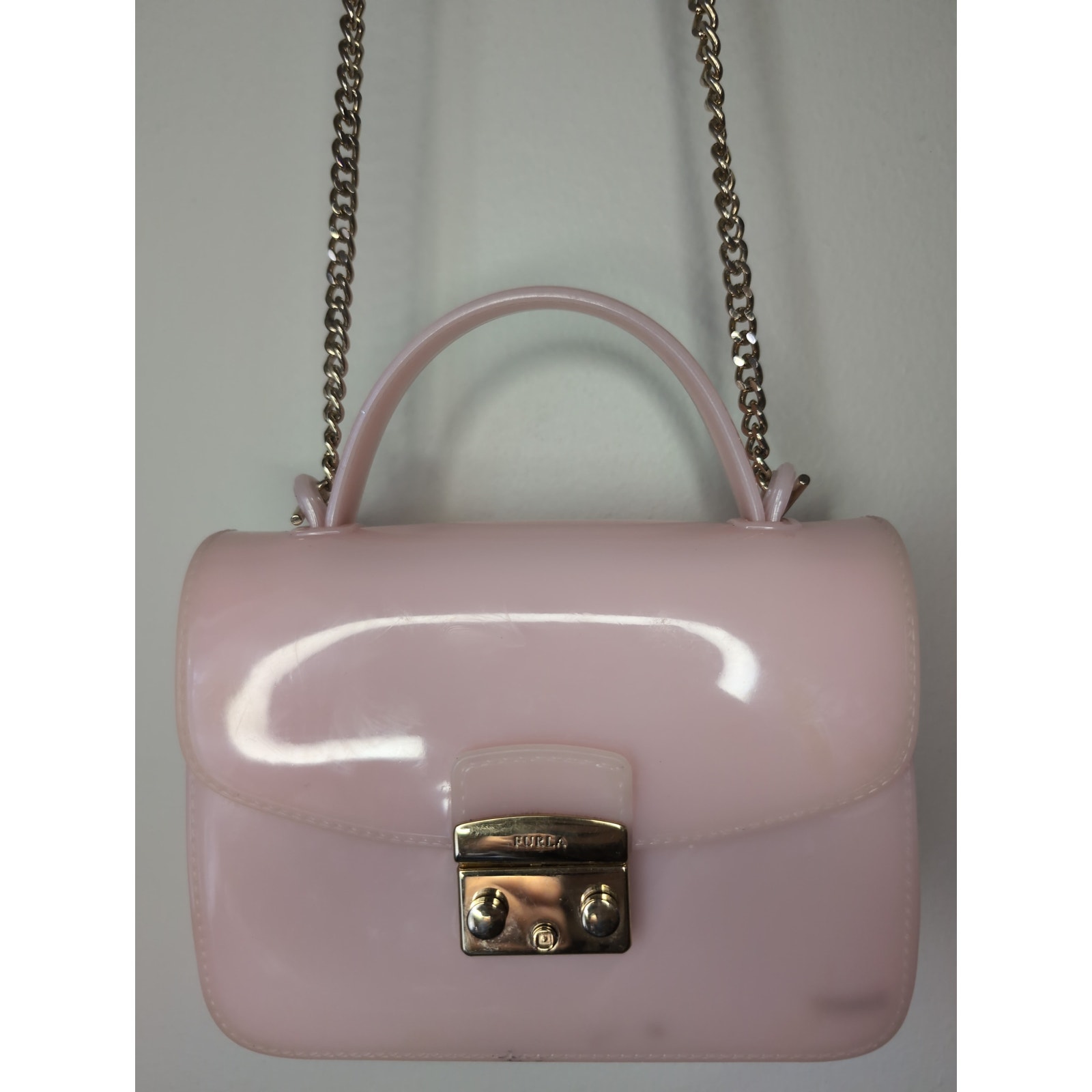 Furla Italy Candy Meringa Mini Crossbody Bag in Rosa Chiaro pink