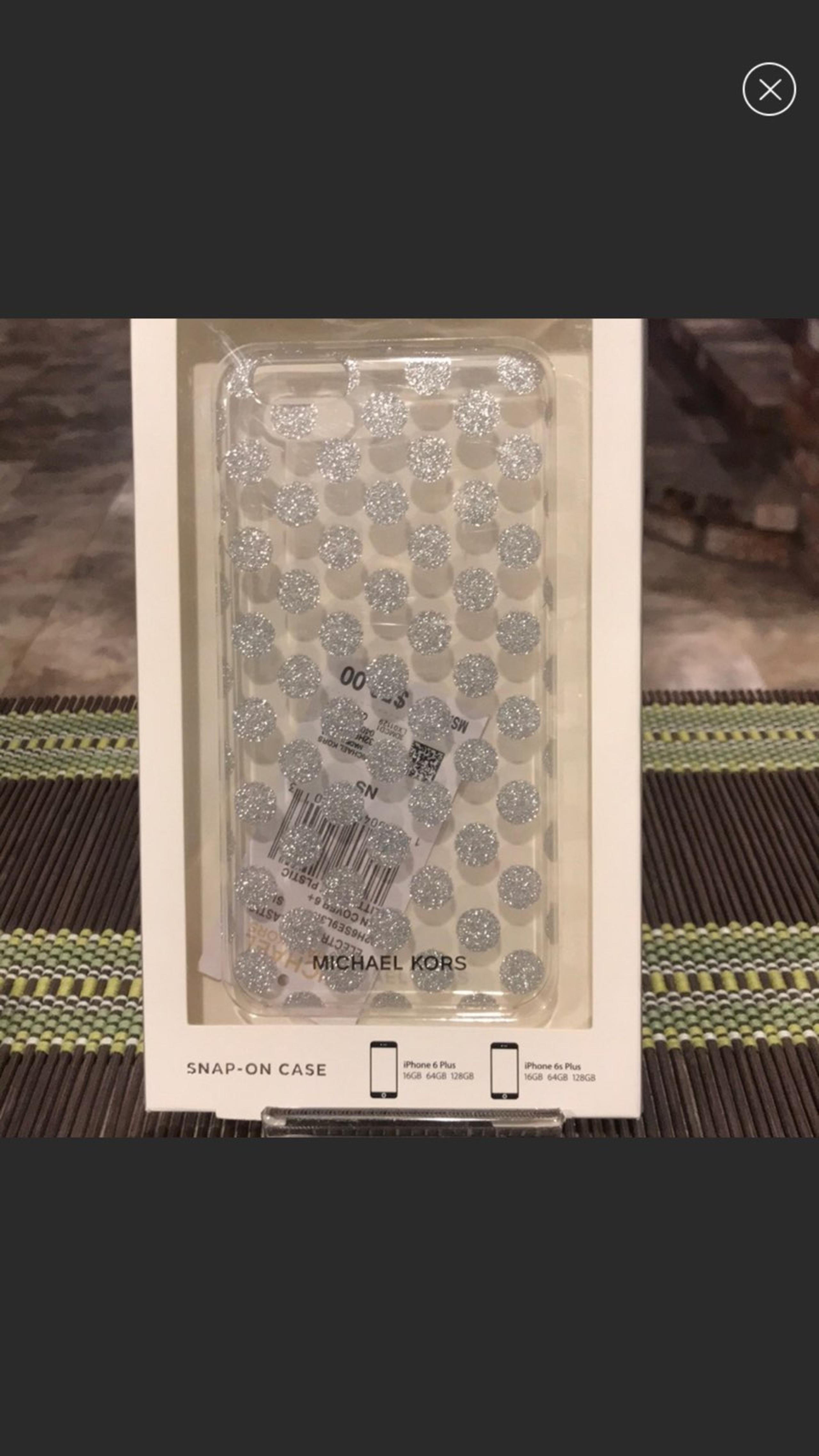 Michael Kors Glitter Dot iPhone Case