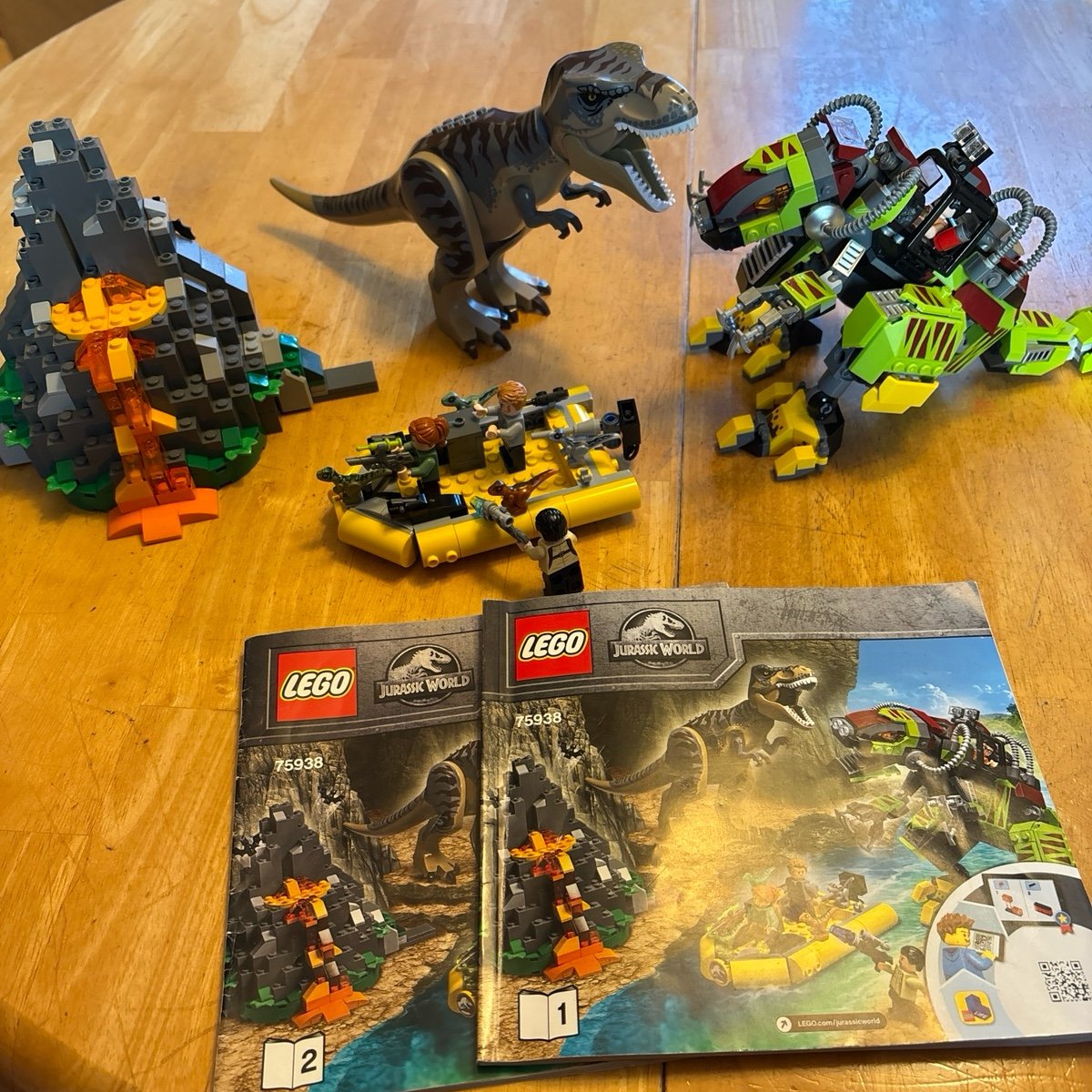 Lego 75938 Jurassic World T.Rex vs. Dino Mech Battle
