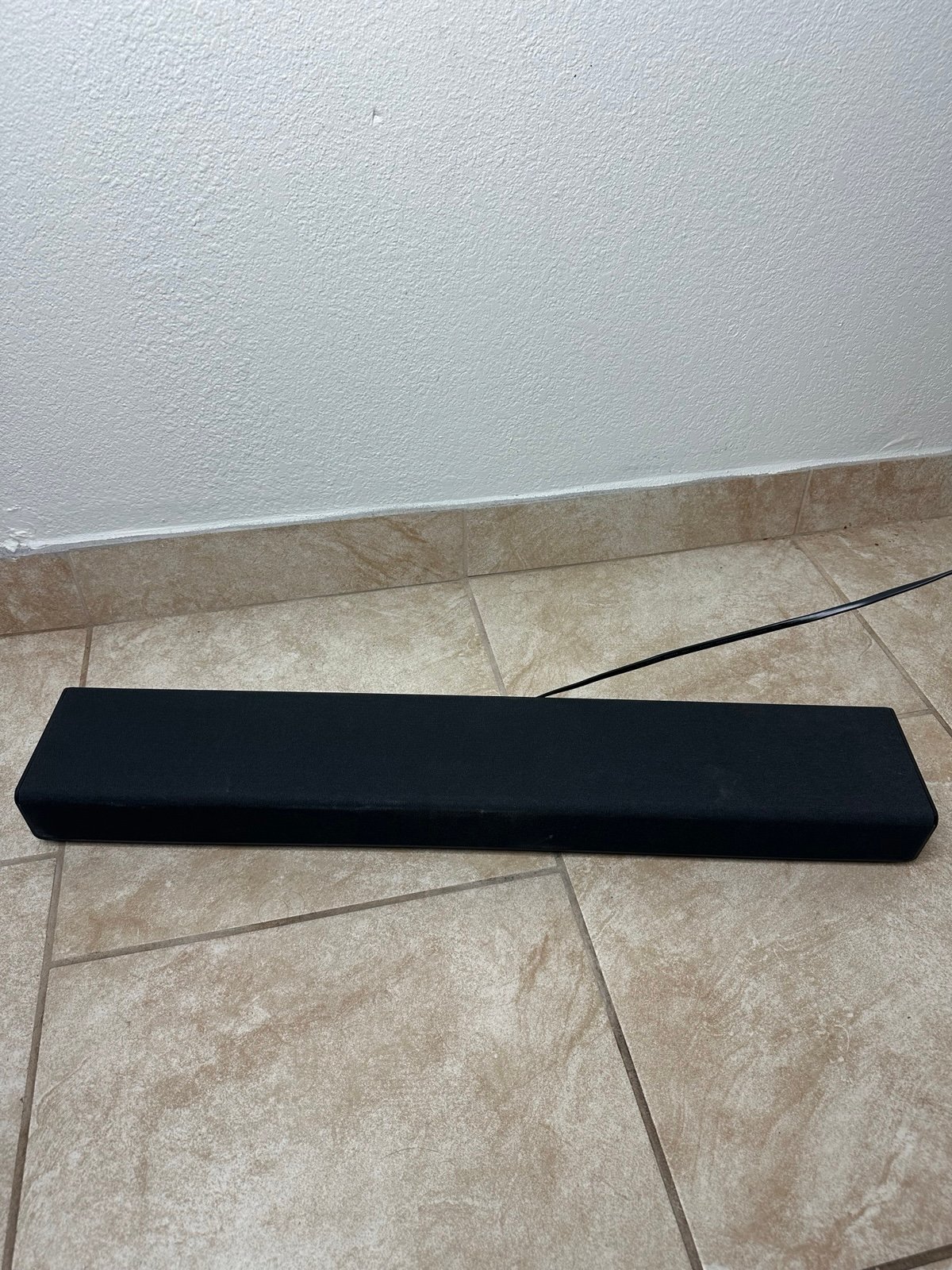 Lovesac Sound + Charge Center Channel Sound Bar | EE4034 | Pre owned