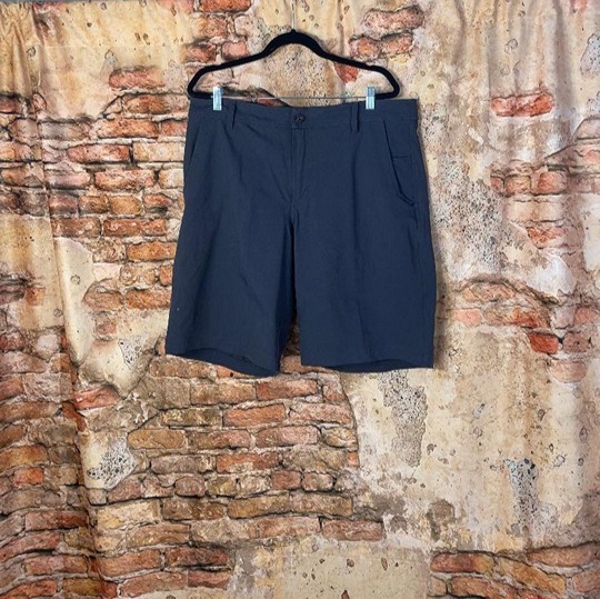Lululemon Mens Shorts Size 40