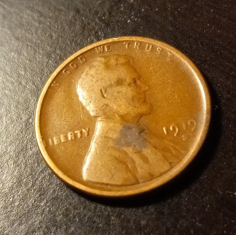 Vintage 1919 s wheat penny.. Super rare