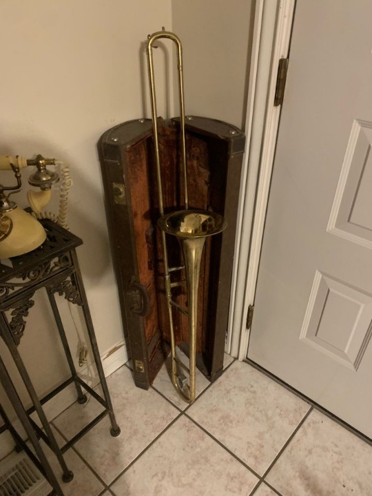 Olds Ambassador Fullerton Tenor Trombone w/case