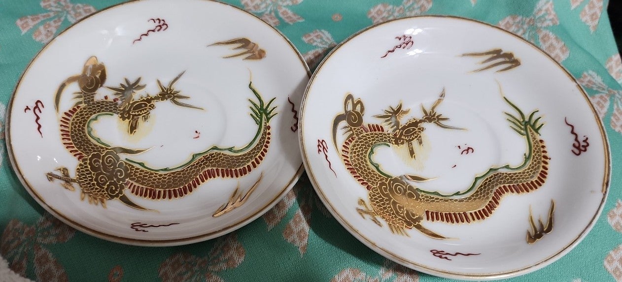 2 vintage beautiful pair of dragon ceramic saucer Japanese Markings 6in