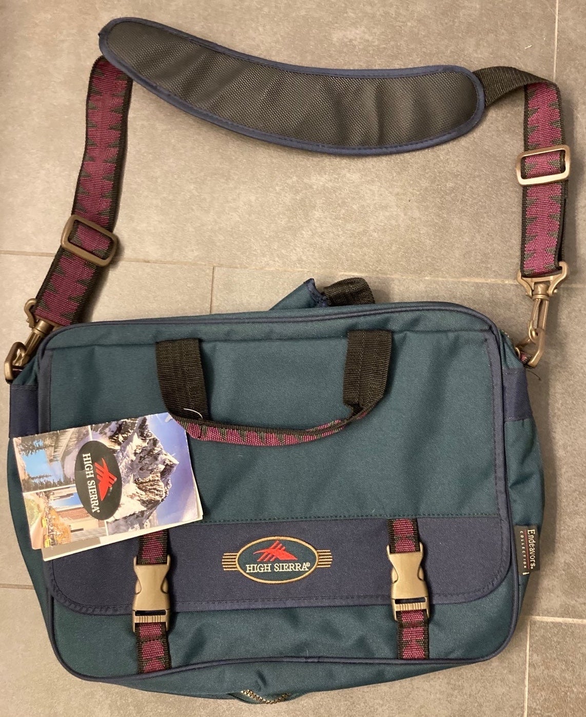 High sierra store messenger bag