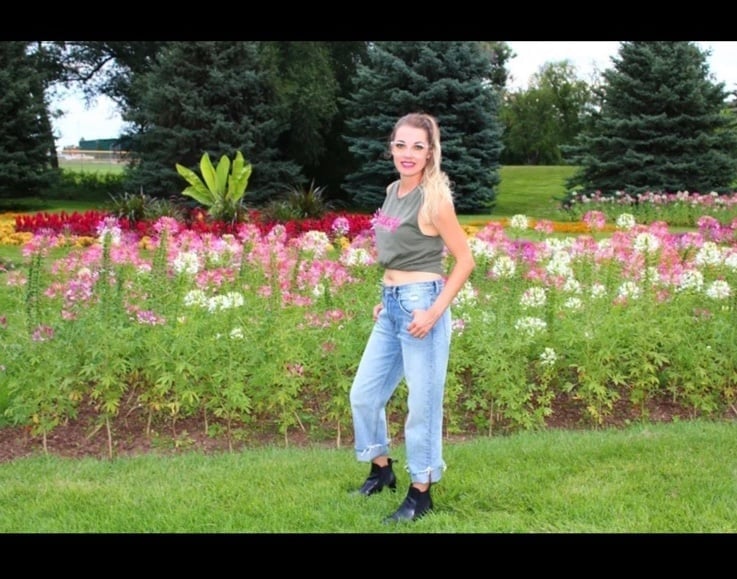 All Saints Mazzy Cropped Wide Jean Super cute distressed jeans