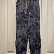 Lululemon joggers