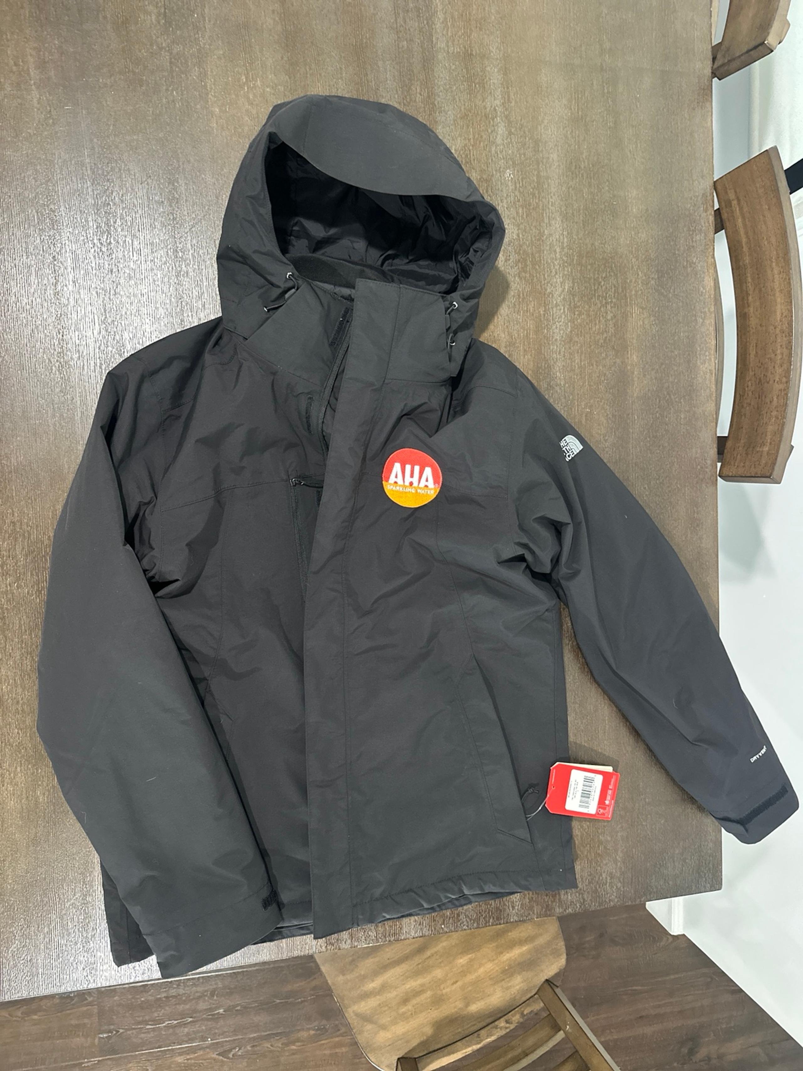 The North Face TNF Traverse Jacket Men’s Large