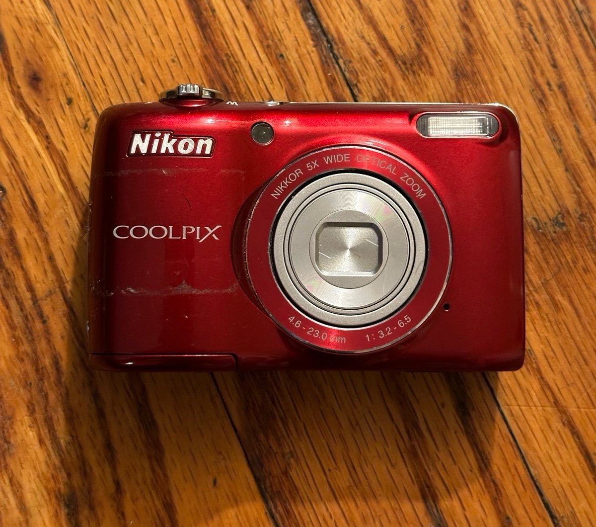 Nikon Coolpix L26