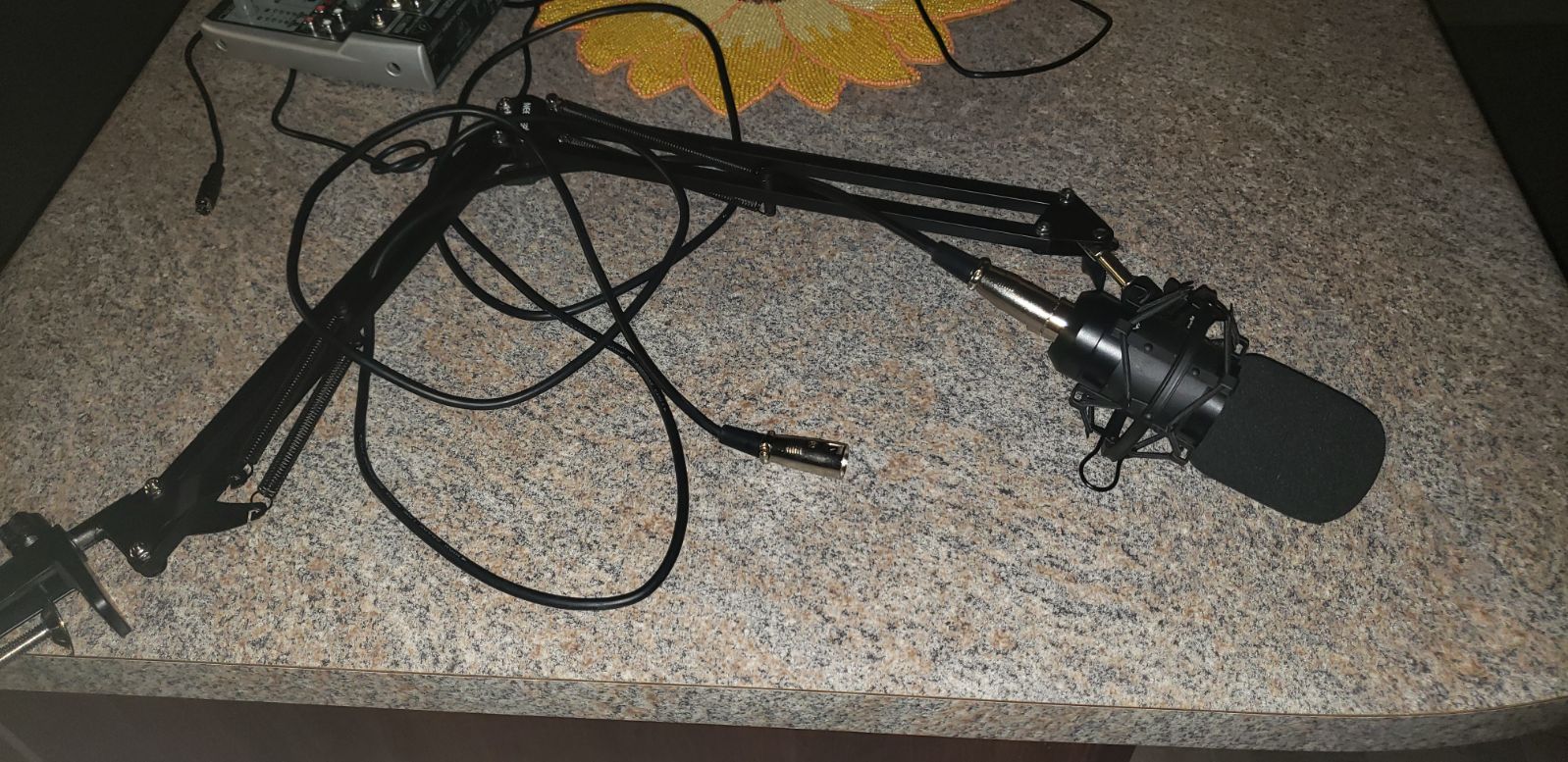 New mic and mic stand with corsair headp