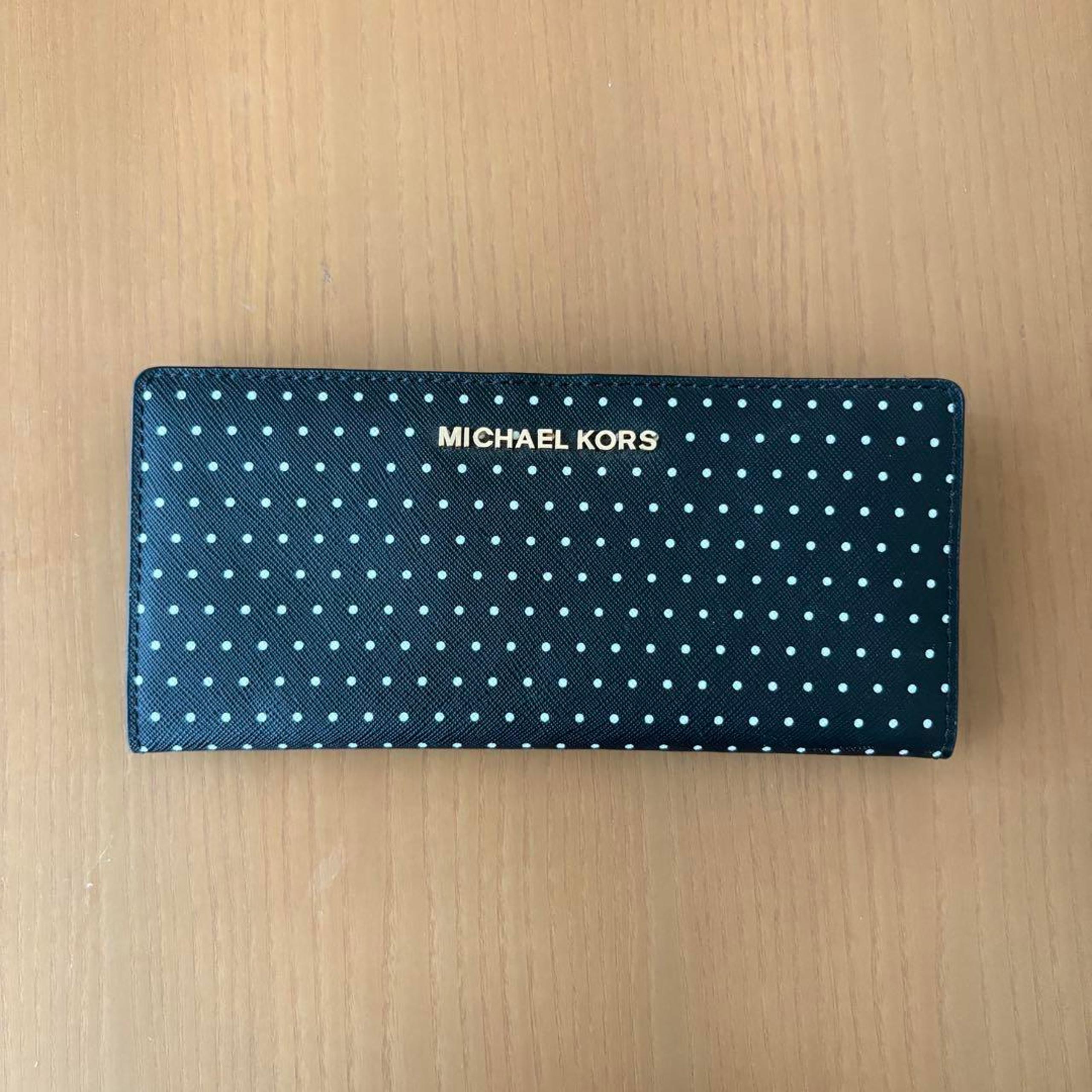 Michael Kors card case