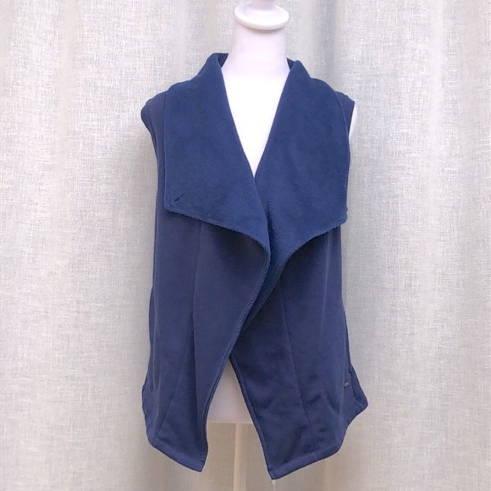 UGG navy blue sweater vest, Sz S