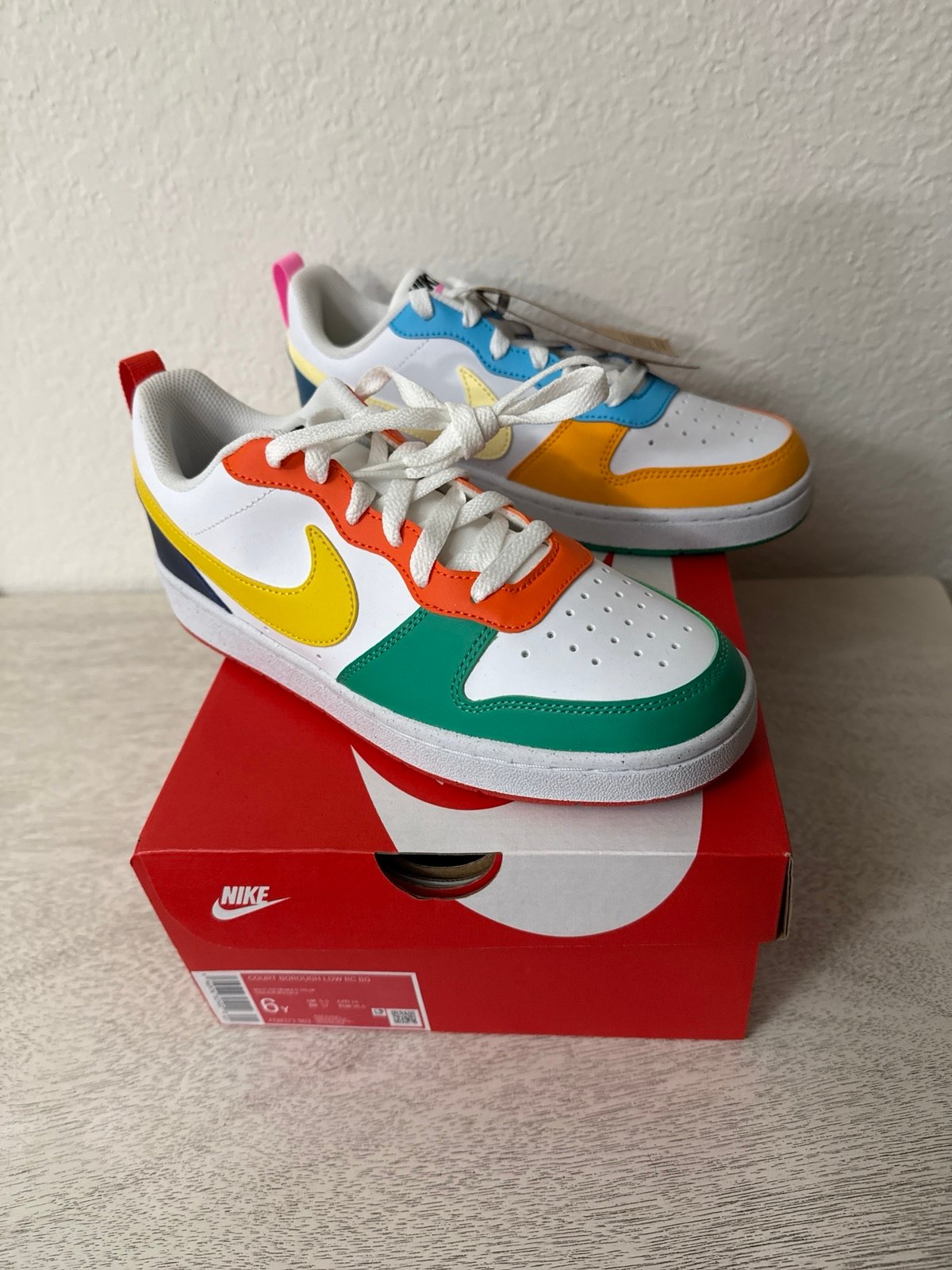 Nike court borough low