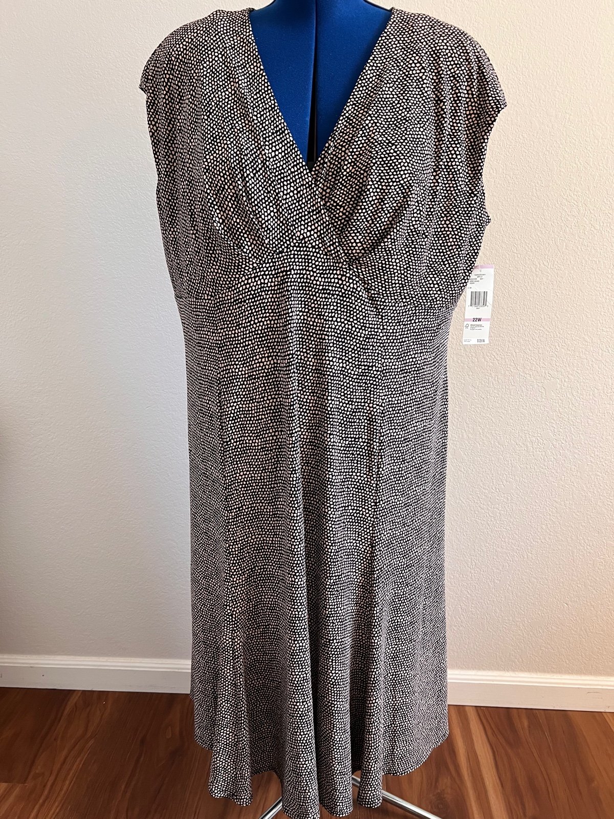 Jones New York Dress Black V-Neck Midi Cocktail Dress 22W