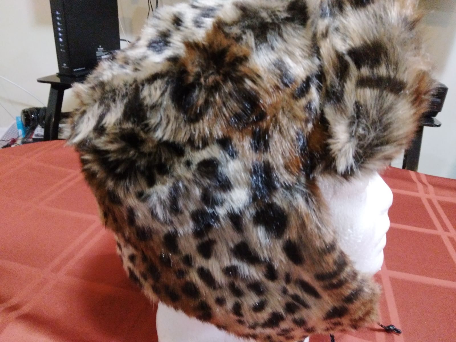 New Nobis.ca O/S Piper Faux Fur Brown Mu