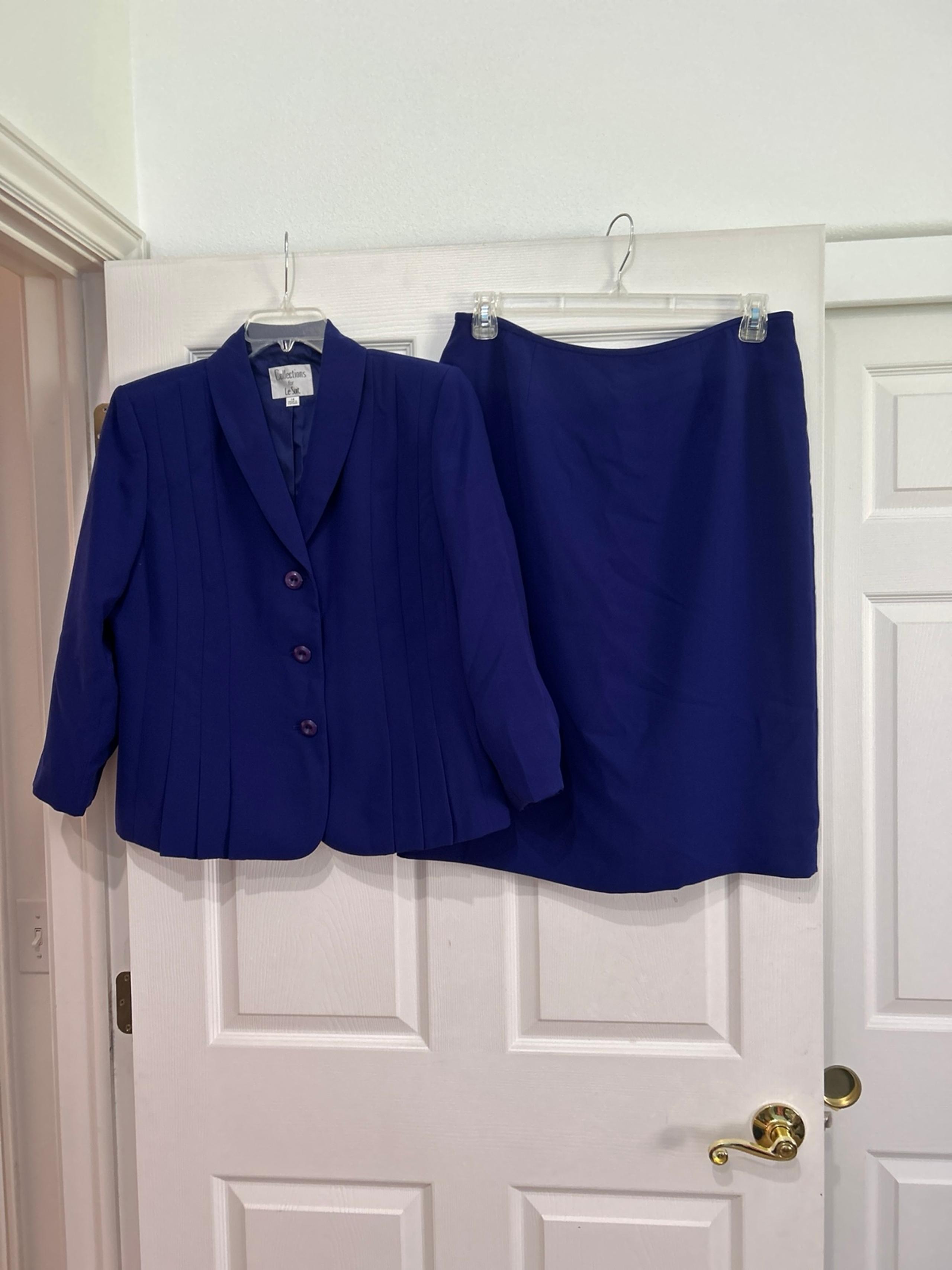 Women 2 piece Collections for Le Suit Royal Blue suits