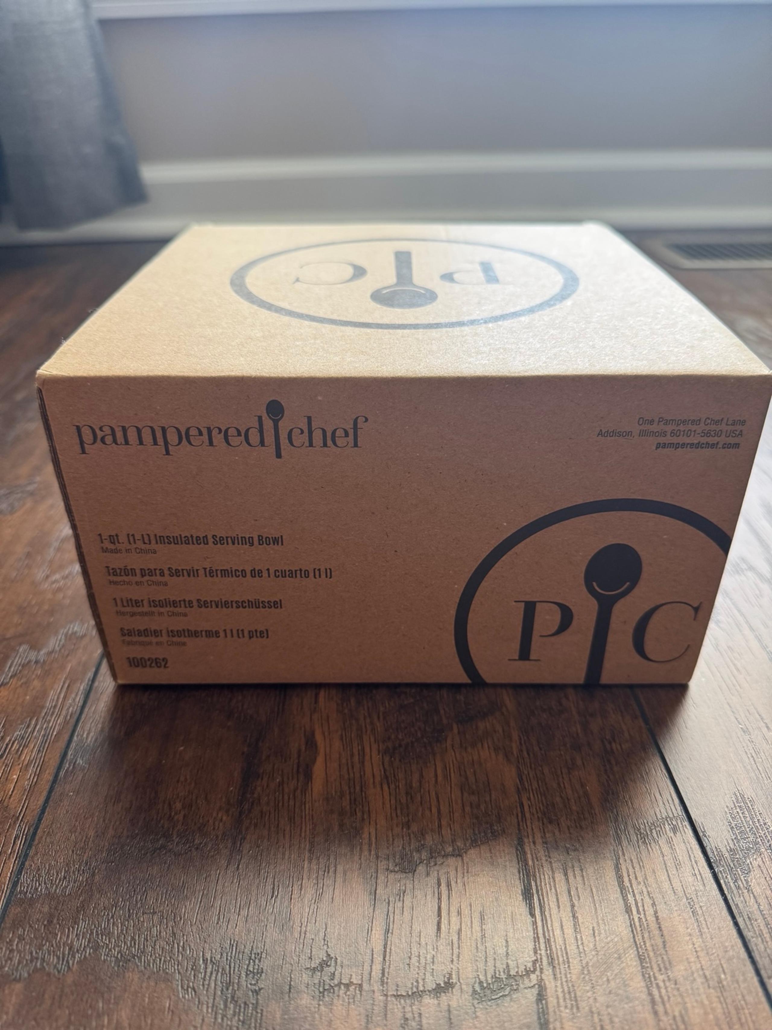 Pampered Chef 1 qt Insulated Serving Bowl