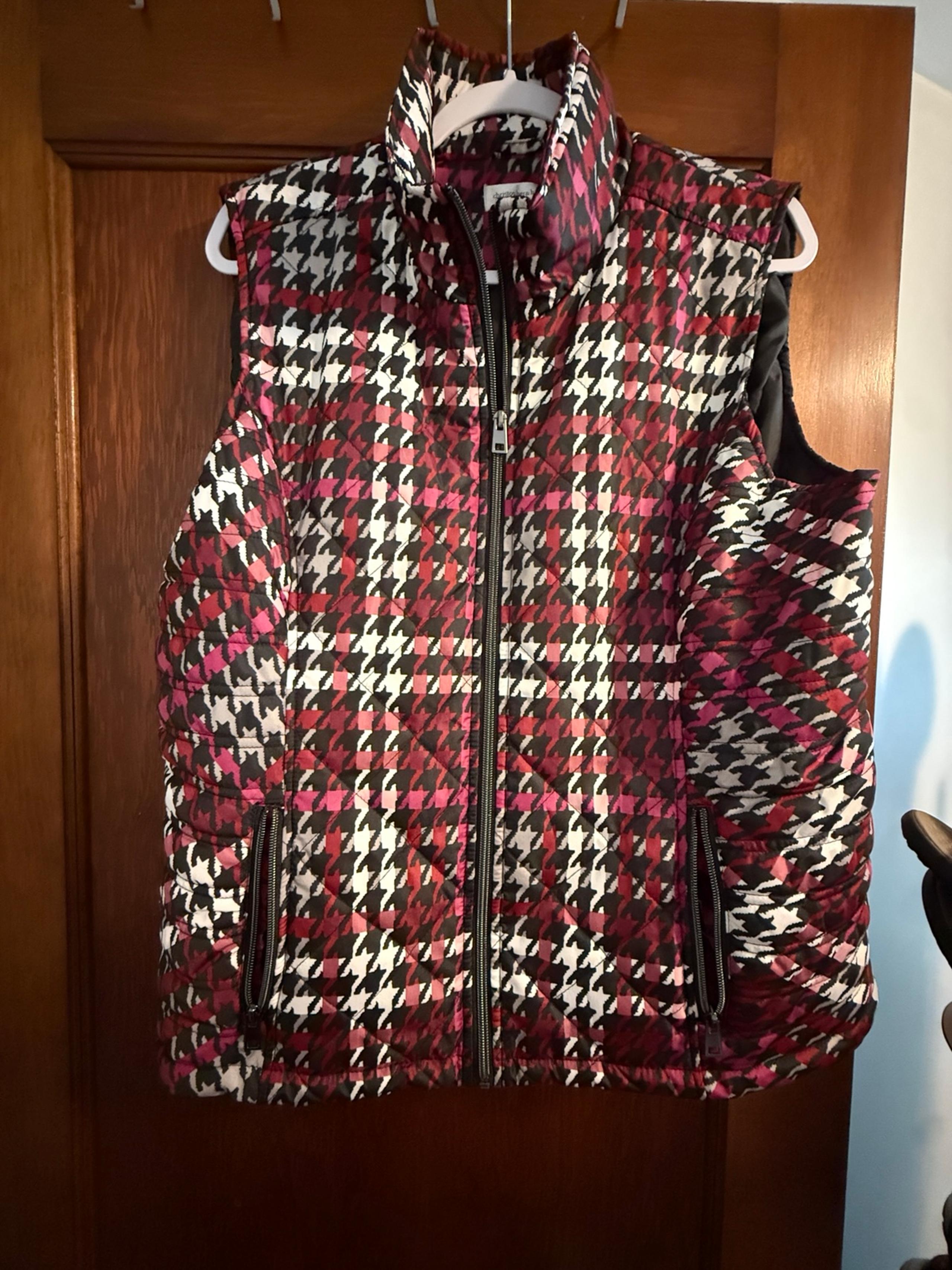 Christopher & Banks quilted madras red pink black white vest sz xl