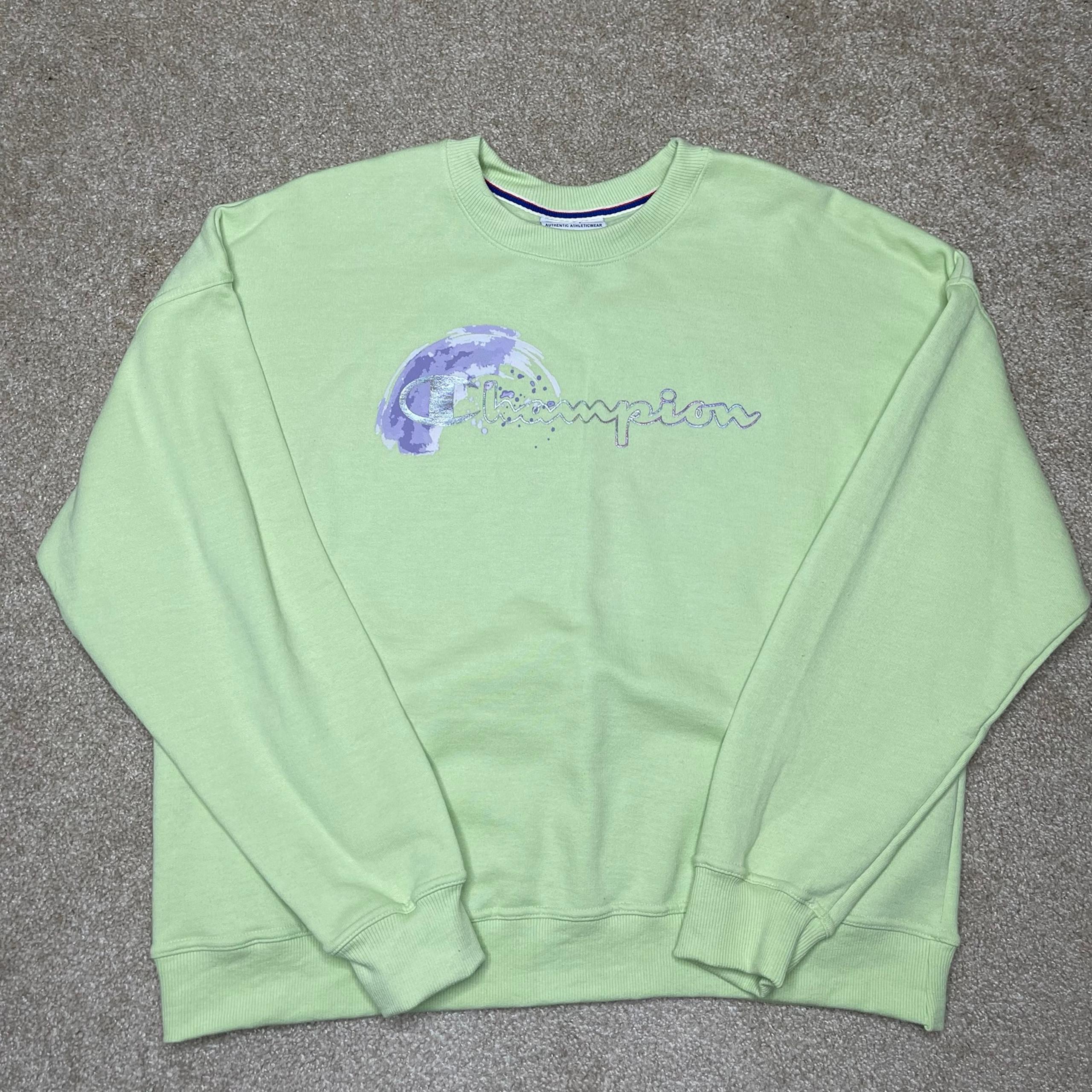 Women's Champion Athletic Crewneck Sweatshirt Size LARGE