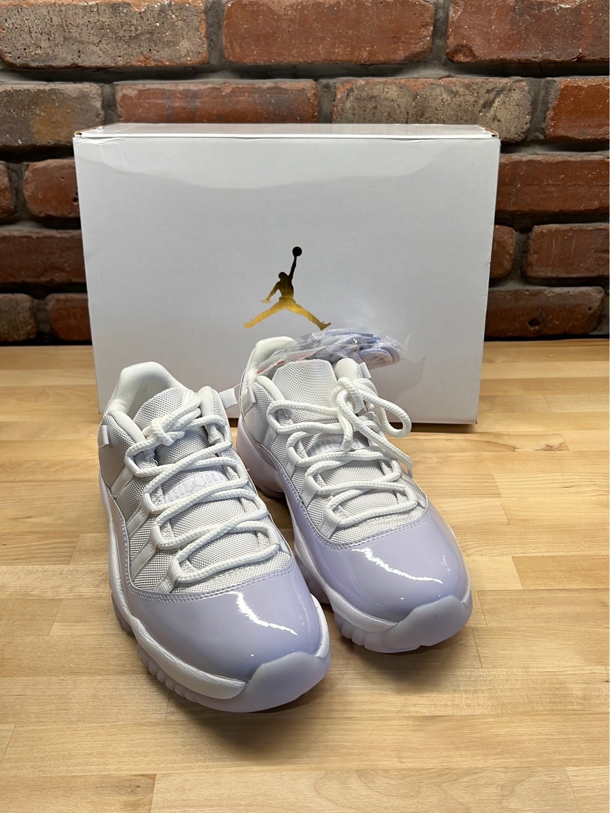 Nike Air Jordan 11 Retro Low