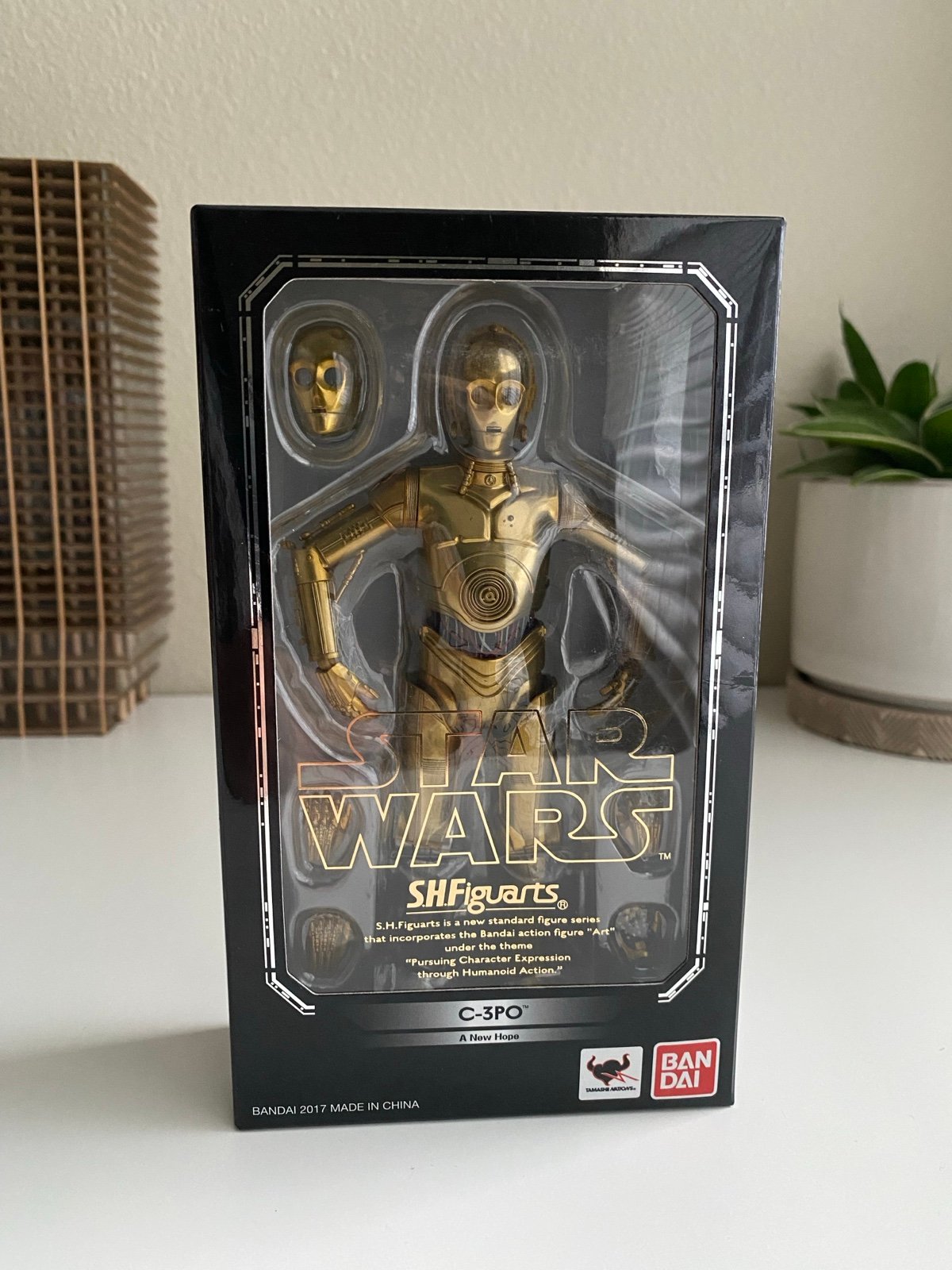 SH Figuarts C-3PO