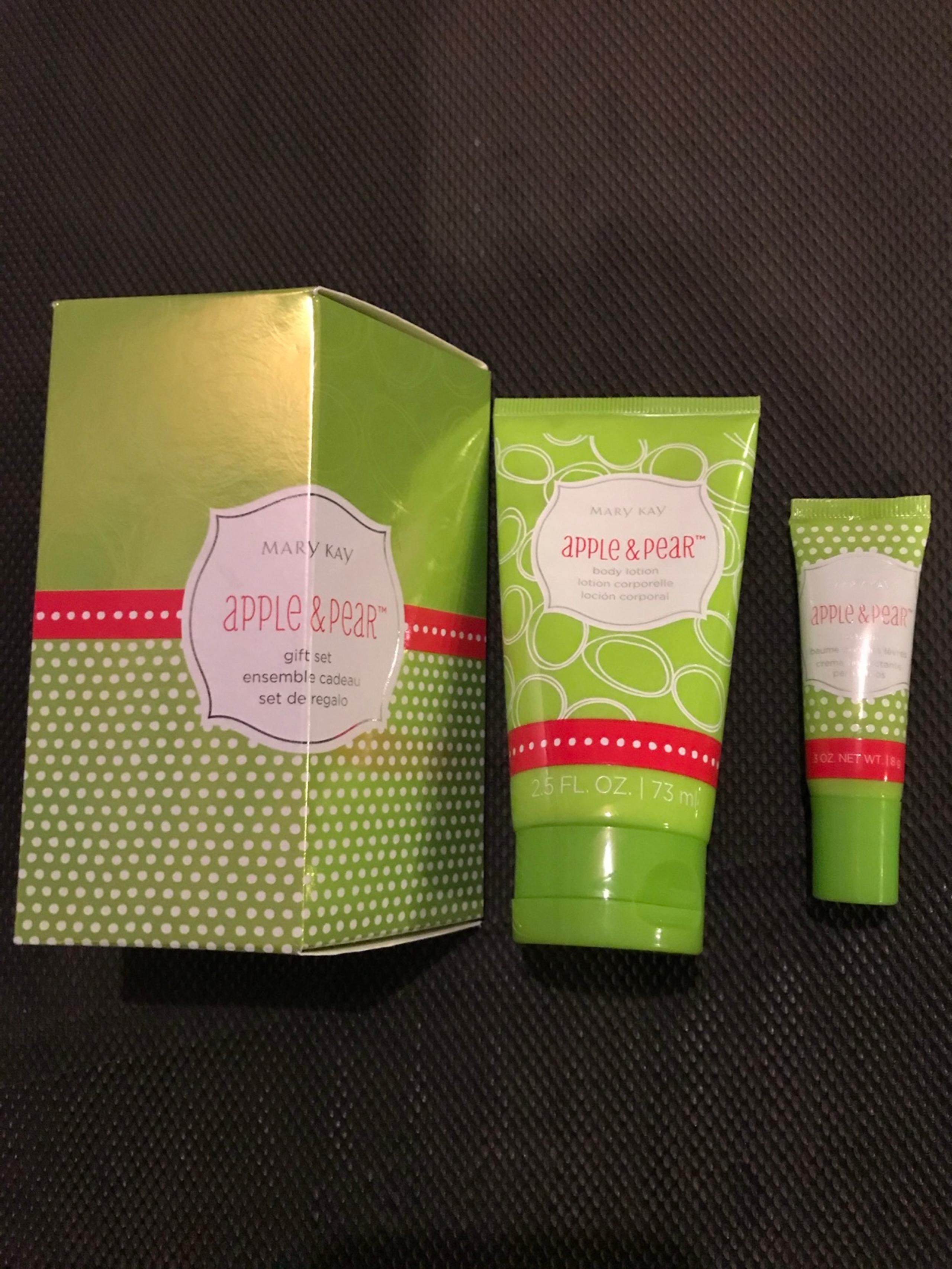 Apple and Pear Gift Set