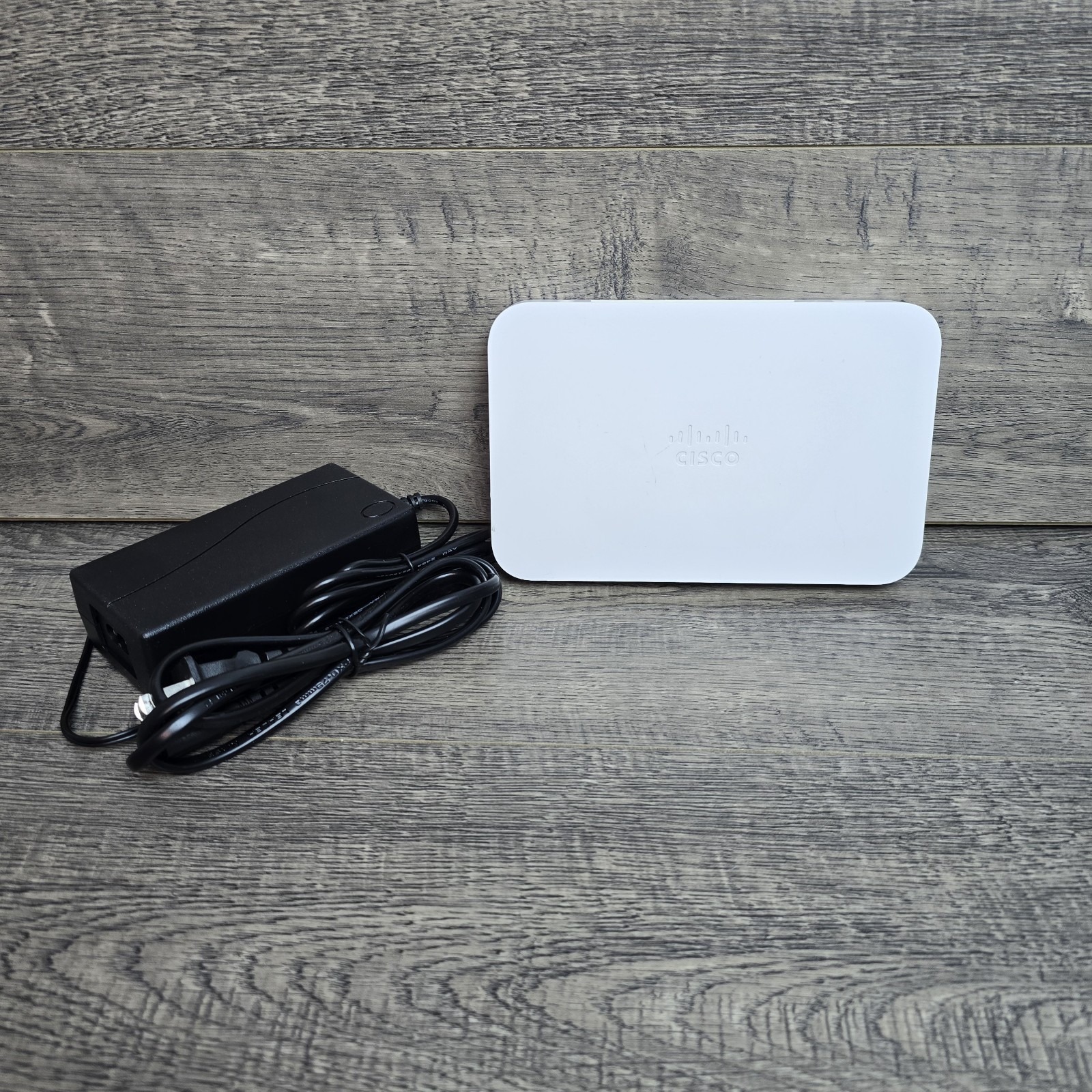 Cisco Meraki Go 5 Port Security Gateway Router - GX20-HW-US