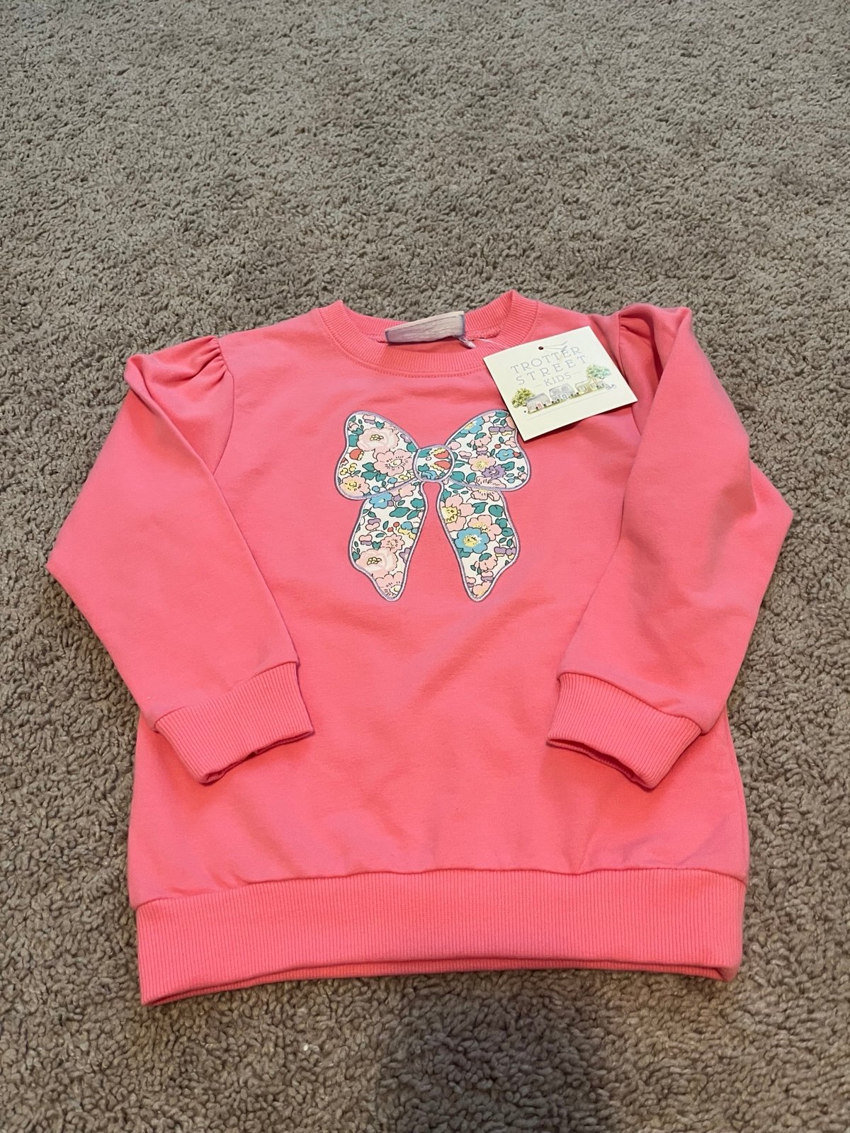 Trotter Street Kids Bow Sweatshirt 3T
