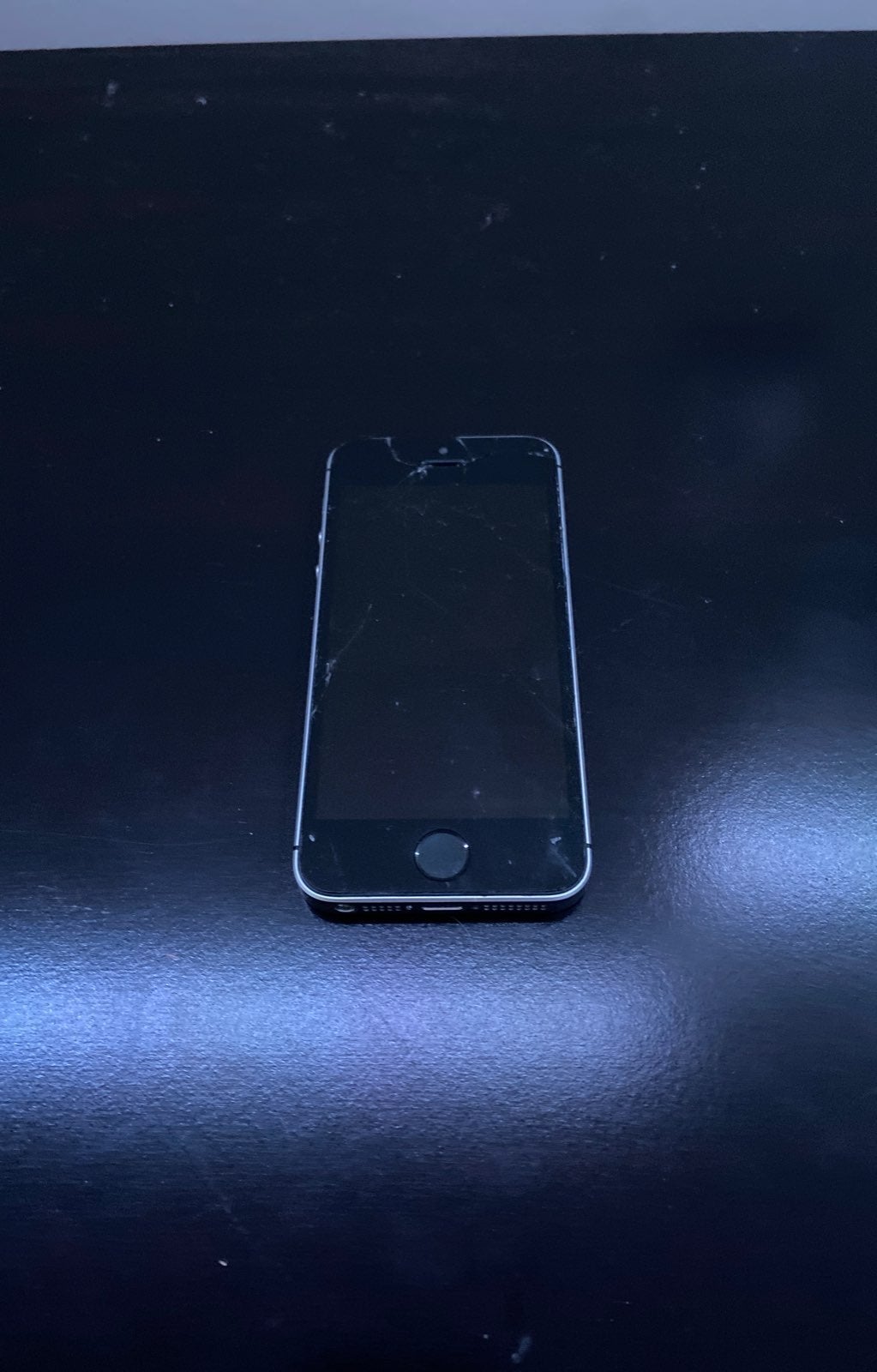 iPhone SE Silver