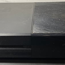 XBOX ONE FOR PARTS ONLY!
