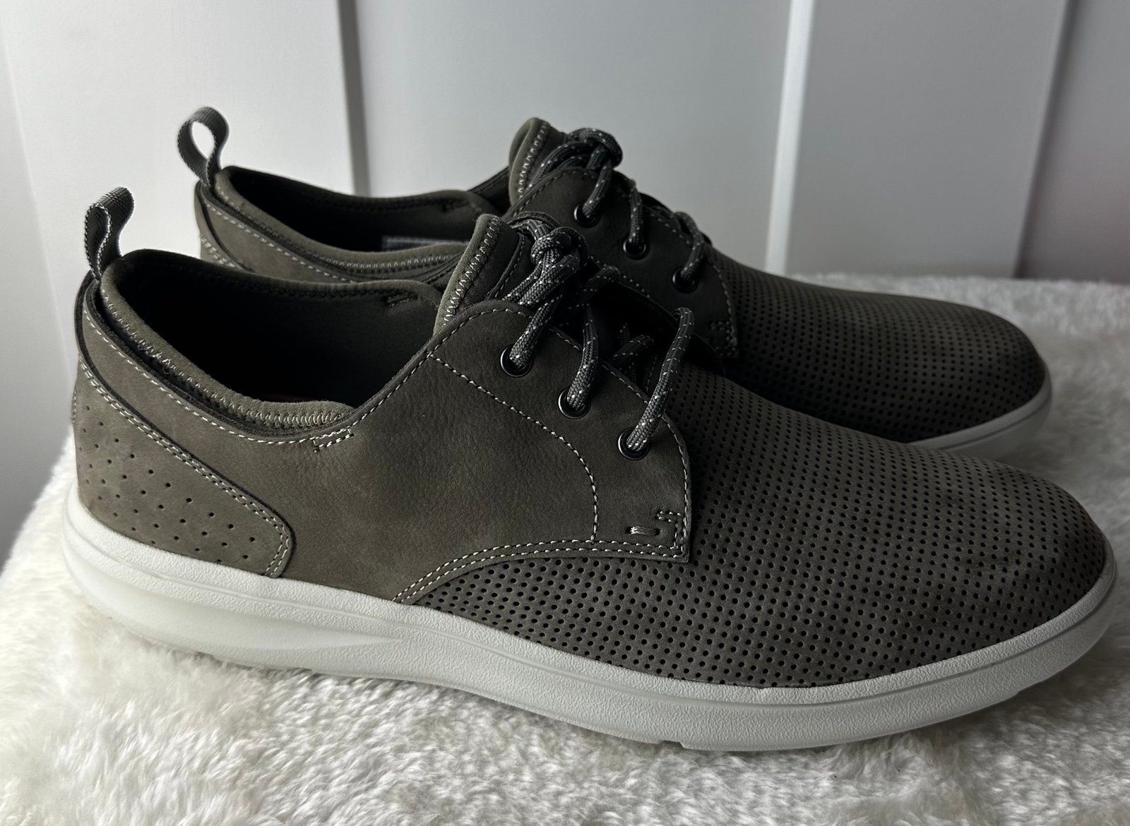 NWOT Men’s Rockport tie shoes size 11 Zaden plain toe oxfords
