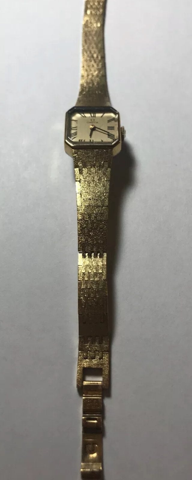 VINTAGE LADIES OMEGA GOLD PLATED WATCH