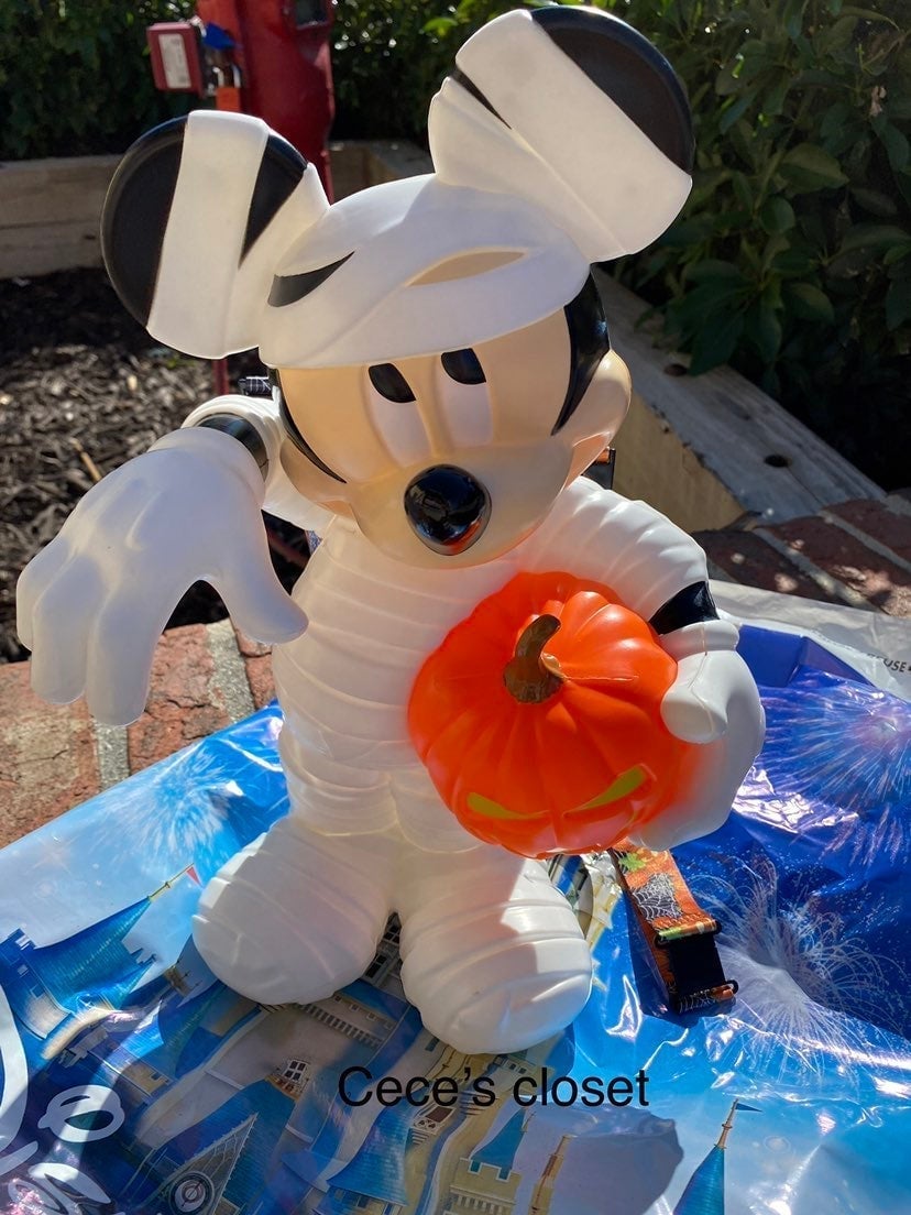 Disney Mickey munmy popcorn bucket