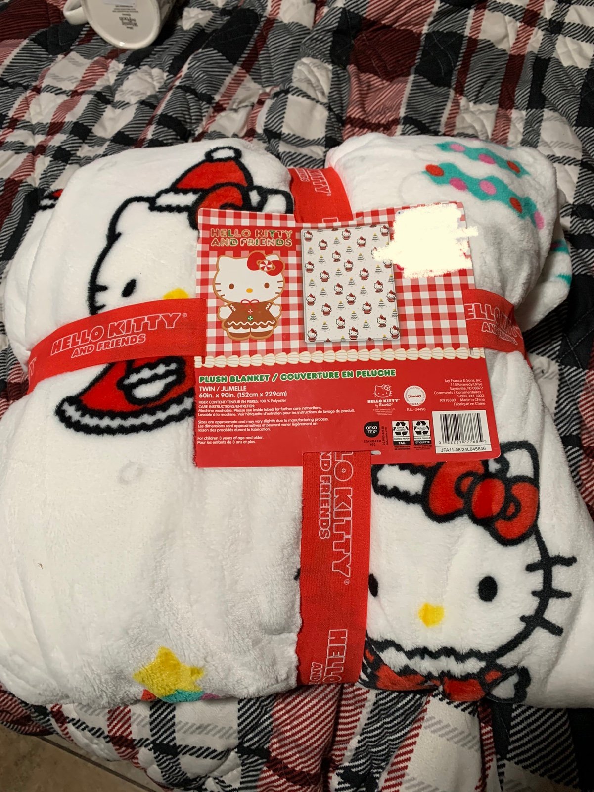 Hello Kitty White Christmas Blanket
