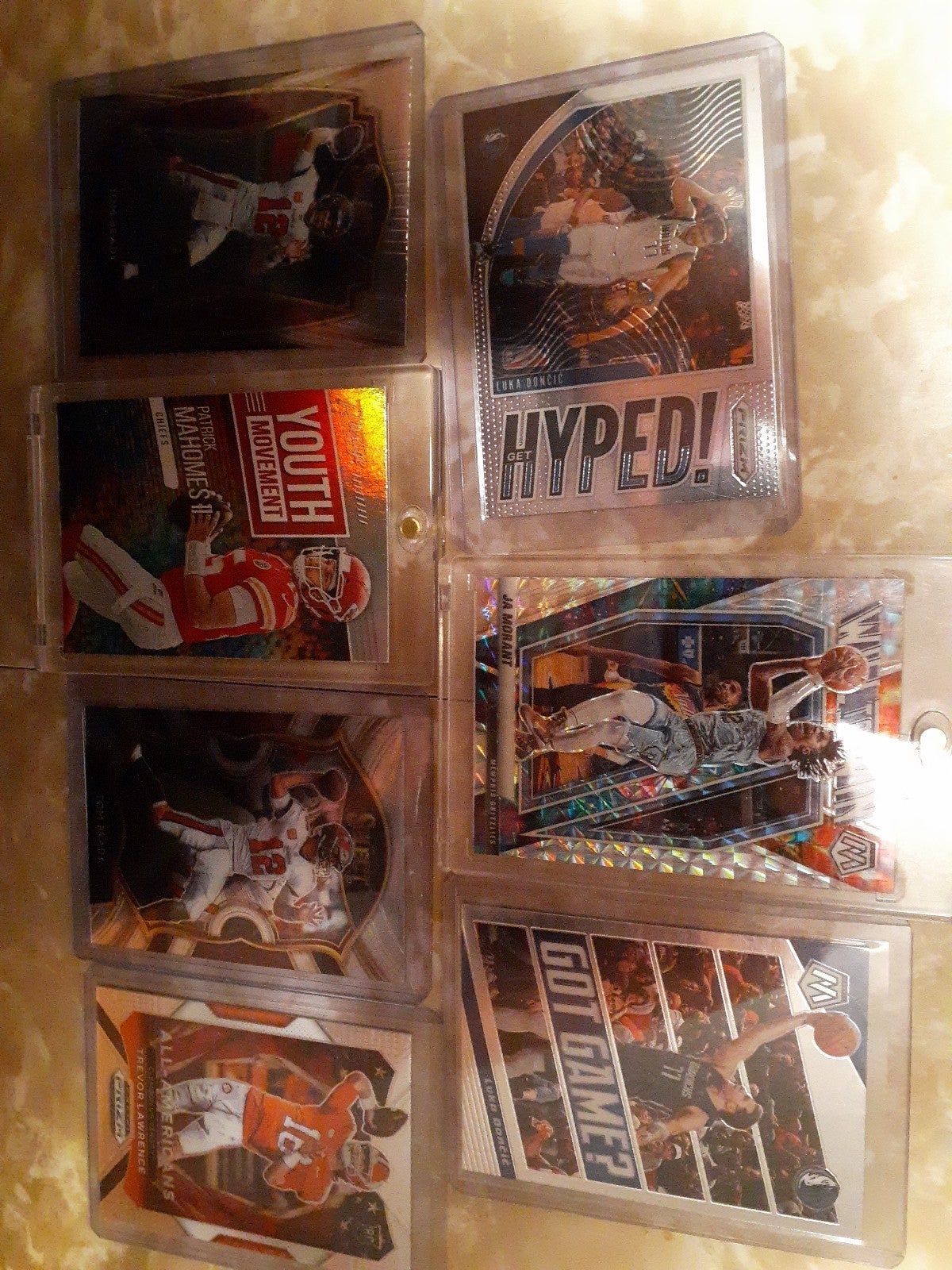 Sports cards Tom Brady Patrick Mahomes Luka morant TLaw rookie