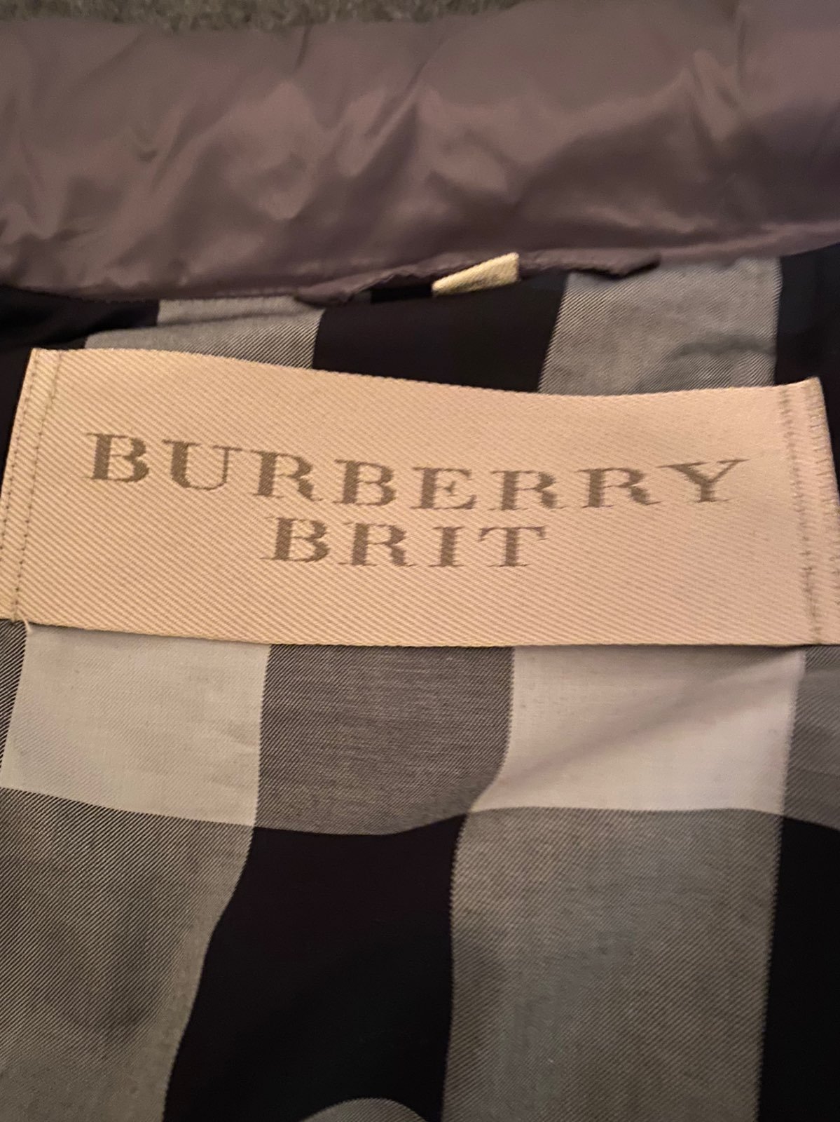 burberry vest grey
