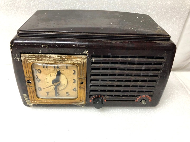 VTG ANTIQUE RARE GENERAL ELECTRIC MODEL 50 TUBE RADIO FOR PARTS OR REPAIR