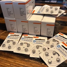 Size 13 batteries hearing aid batteries / small electronics / watch