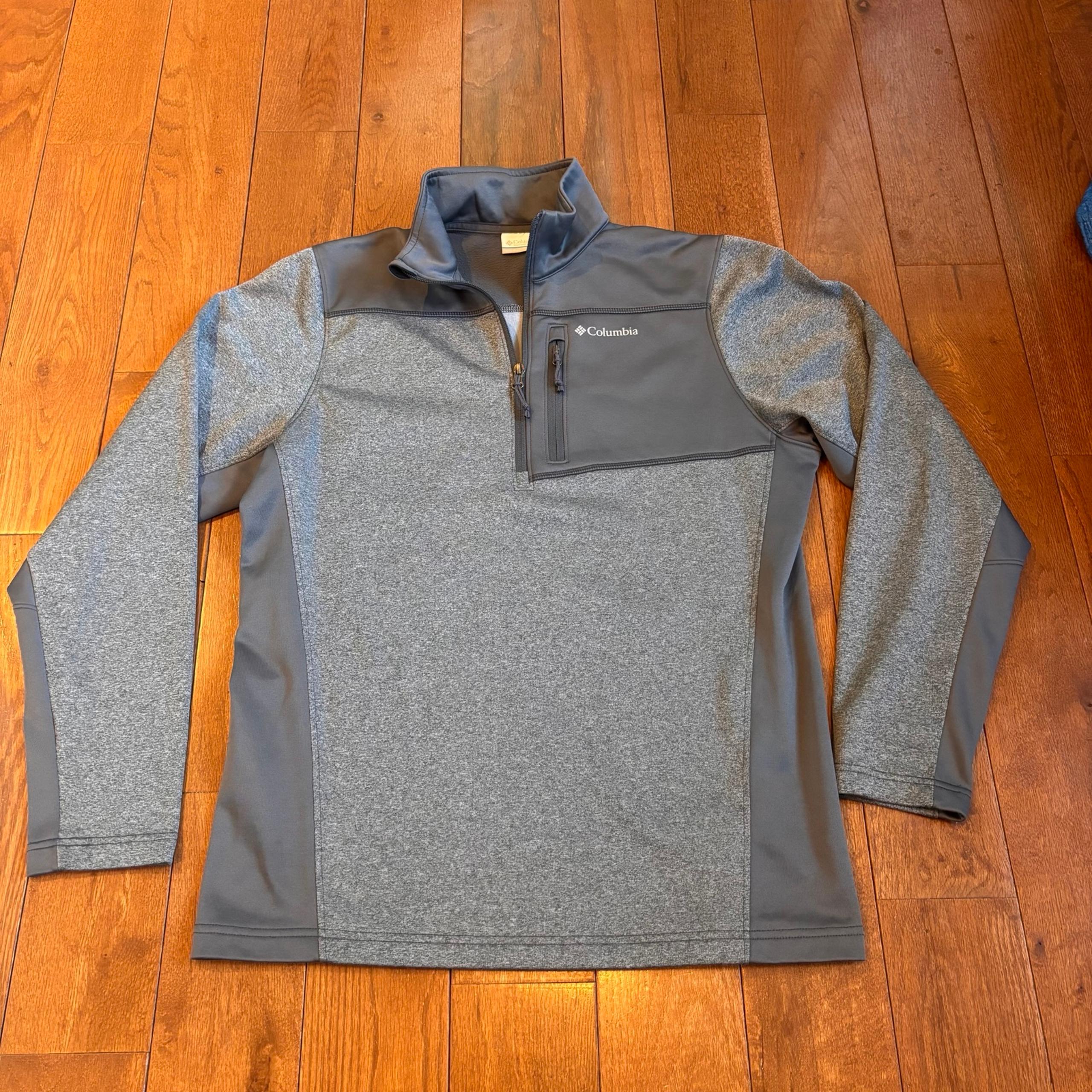 Mens Columbia 1/2 Zip Pullover Shirt Gray 100% Polyester sz Small