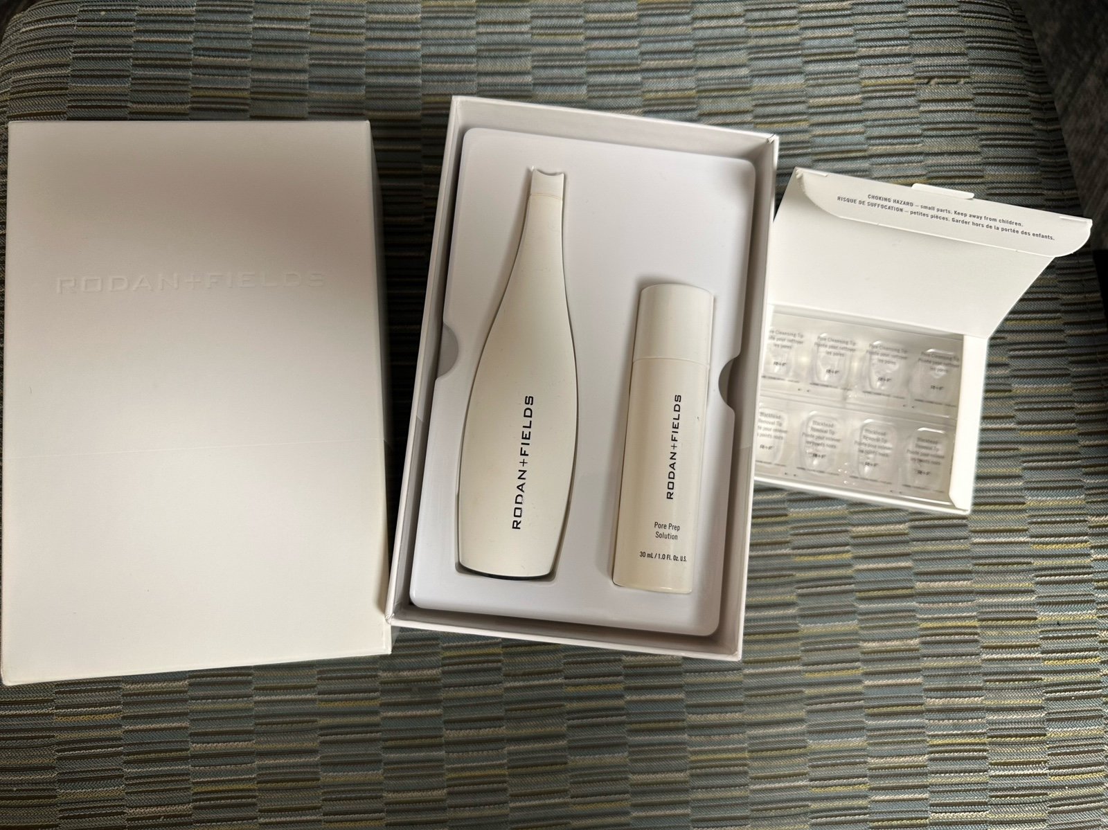 Rodan and Fields Pore cleansing tool