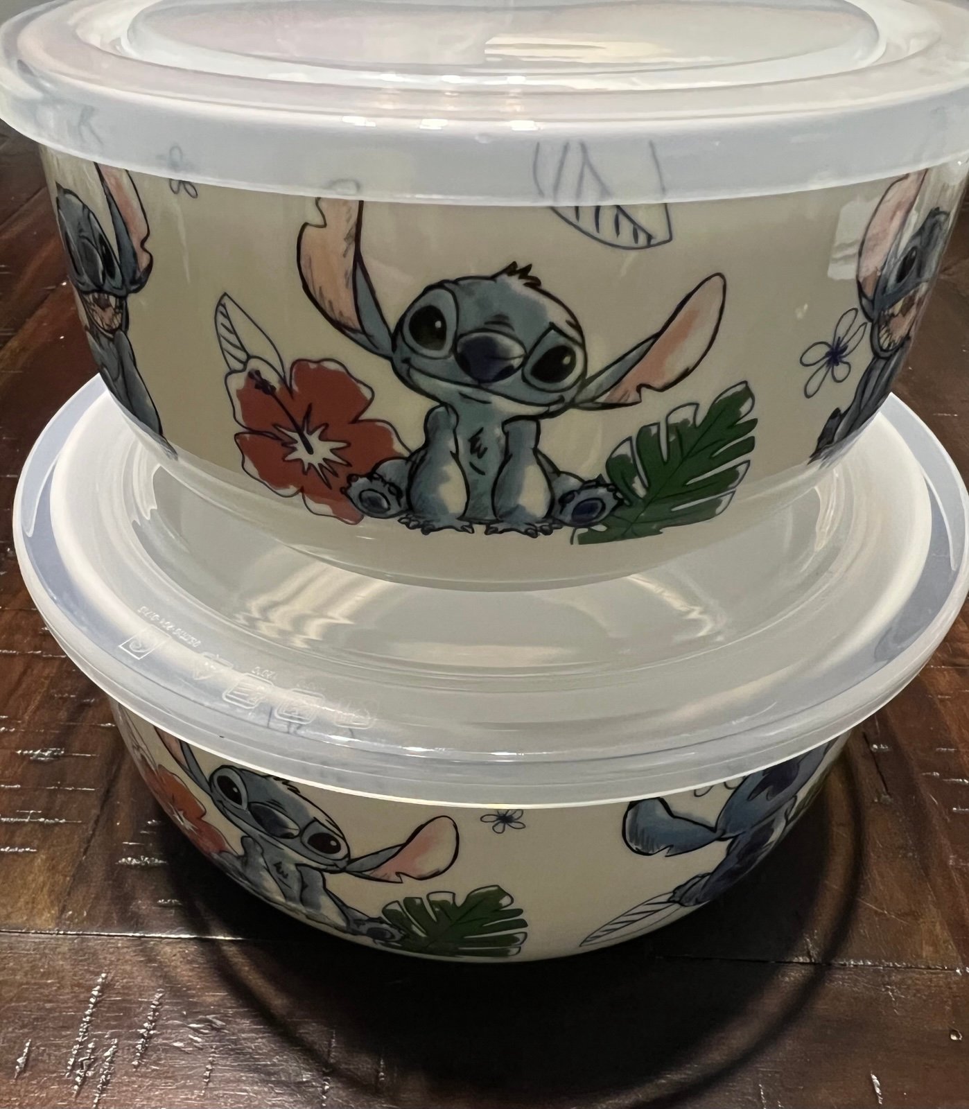 Disney Stitch Hibiscus Nesting Covered Bowls with Pressure Release Lids