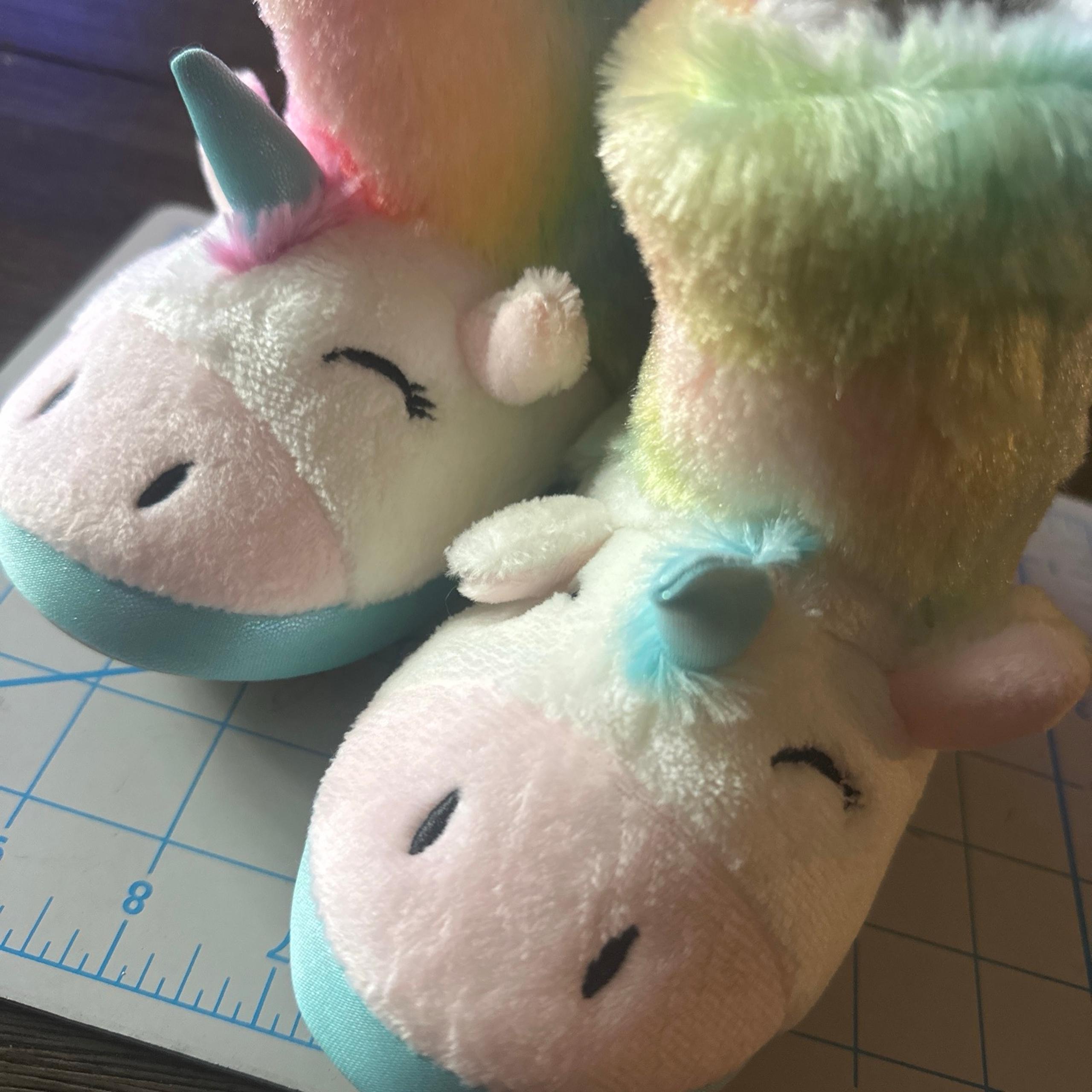 kids UNICORN slippers NEW