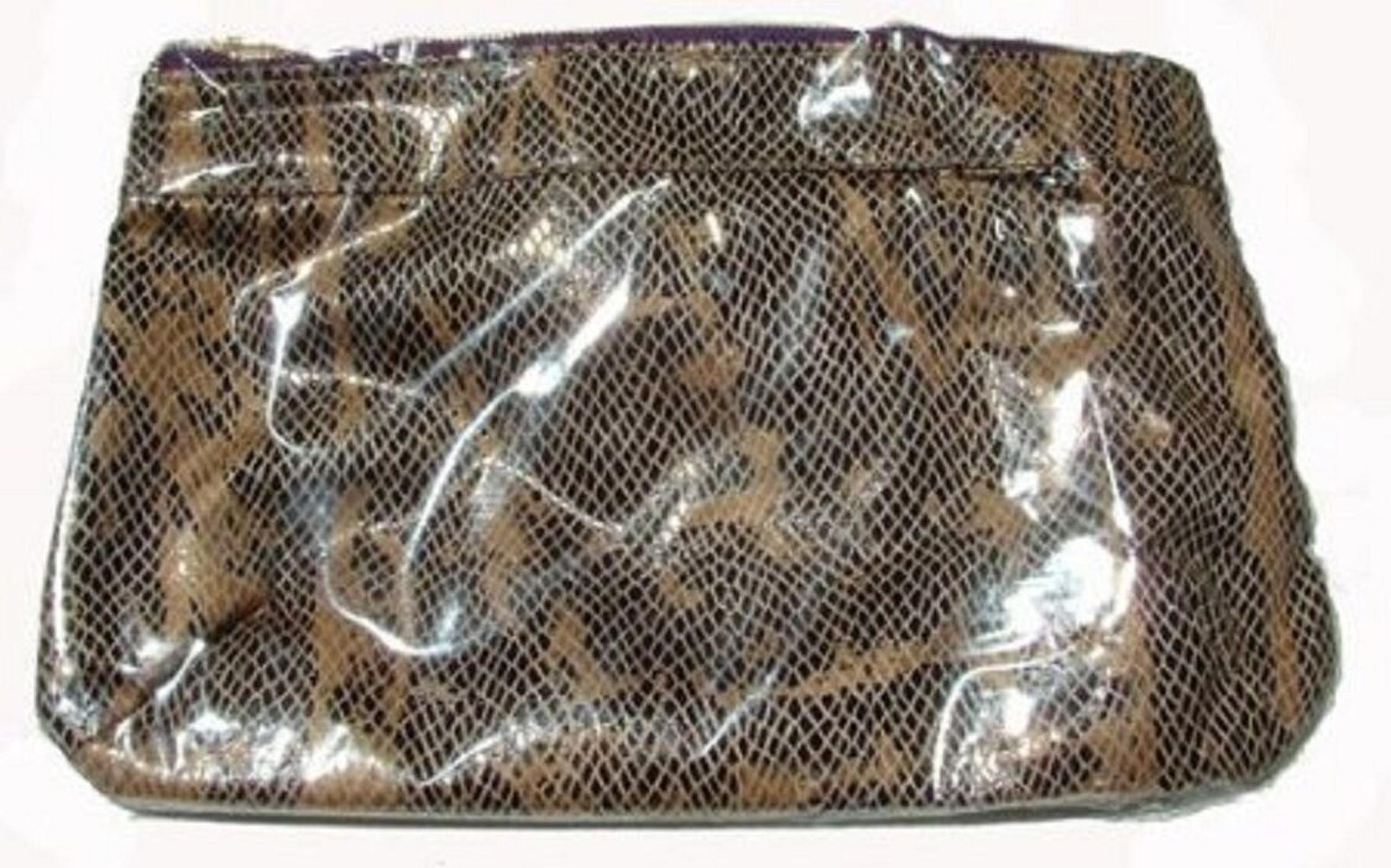 tarte Cosmetics - Makeup Bag - Cosmetics Bag - Roomy and Cute! Brand New!