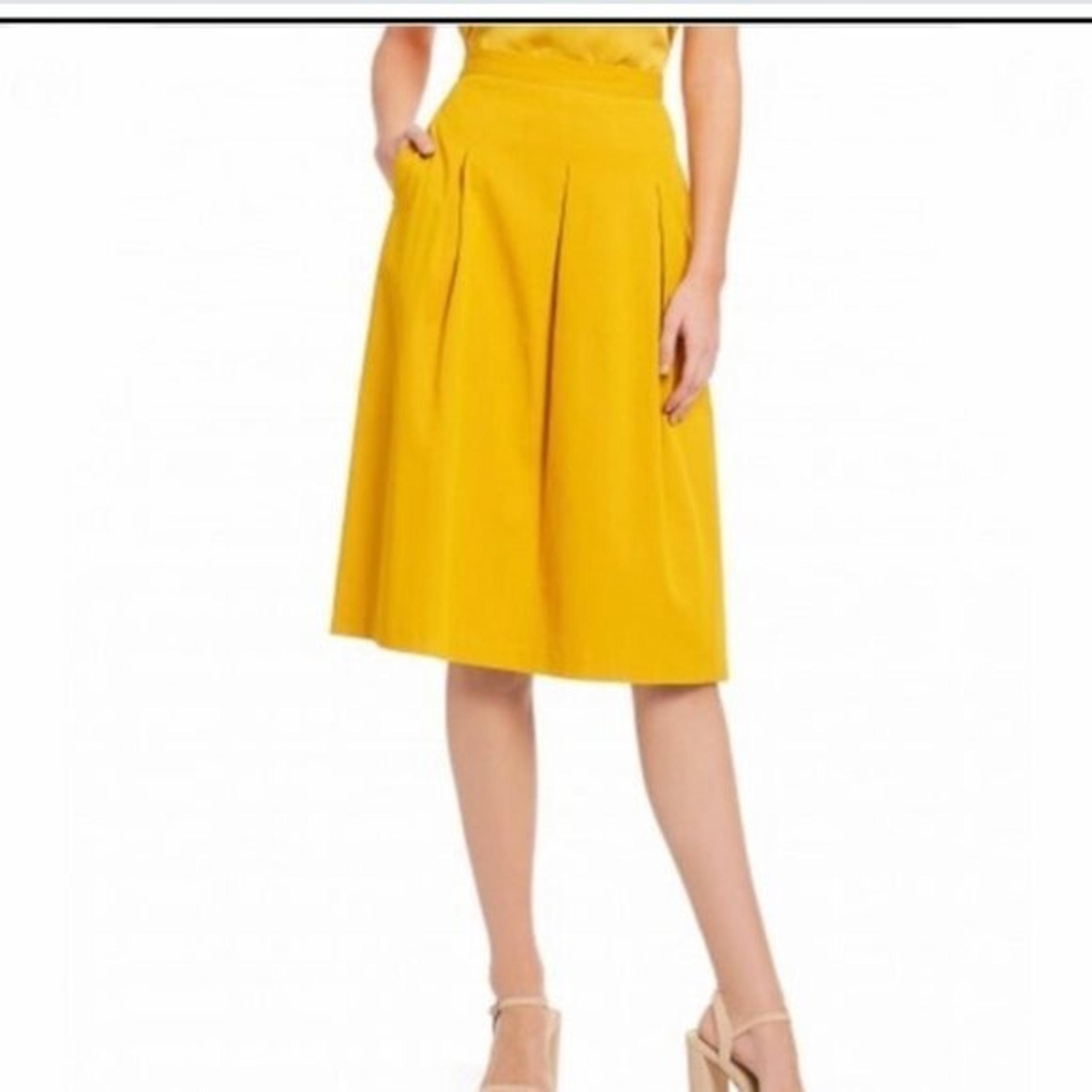 Gianni Bini Corey Skirt In Amber Yellow A Line Skirt Classic NWT Size 12