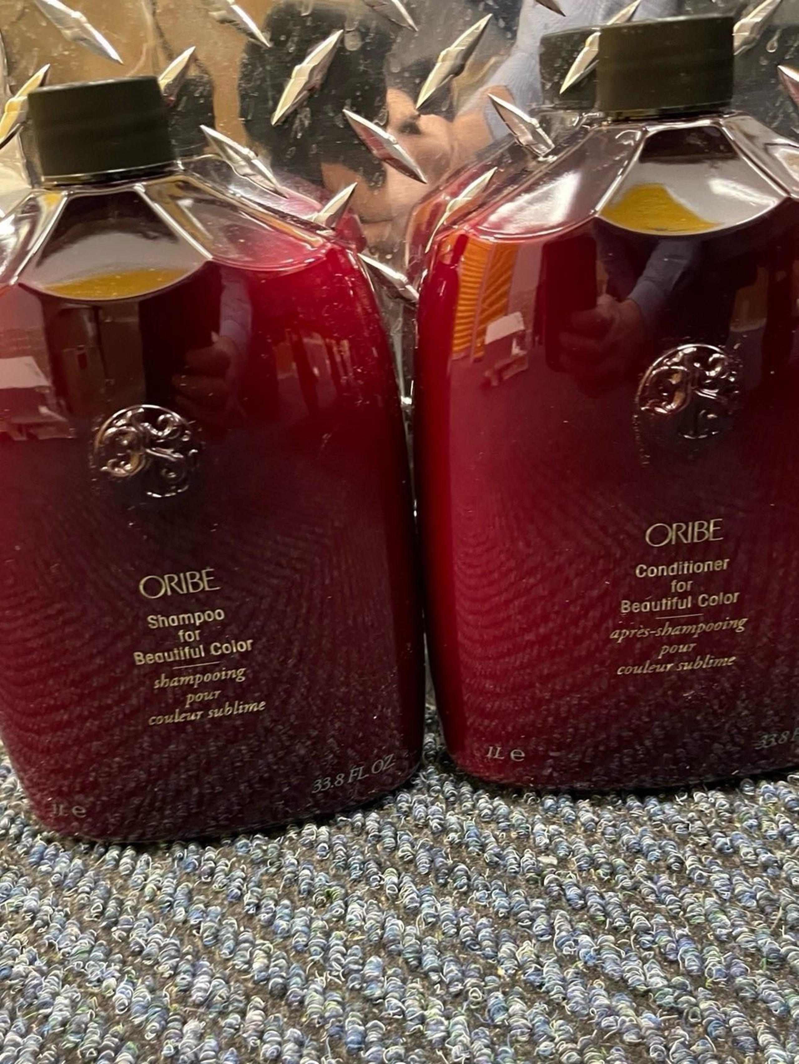 Oribe Shampoo for Beautiful Color Shampoo & Conditioner Liter Duo…