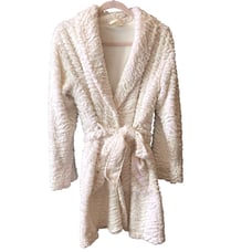 Soma Robe Small Medium Embraceable Luxe Short Plush Belted Pockets Ivory