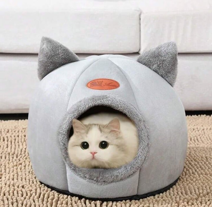 Light GreyCozy Winter Cat Bed Cave – Warm & Soft Pet Nest