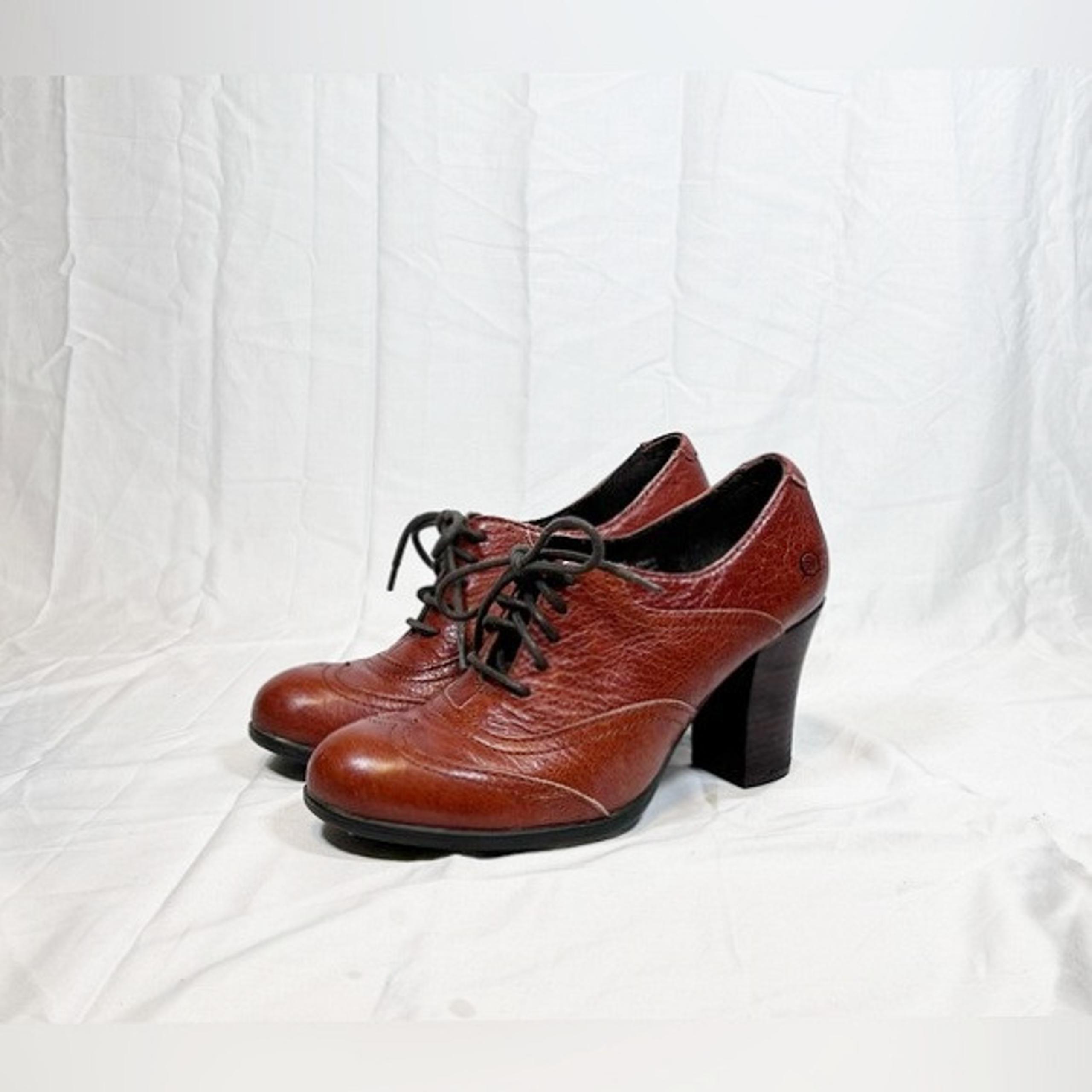 Vintage 90s/Y2K Born Brown Leather Lace Up Oxford Pumps Heels Bootie Shoes~7.5~