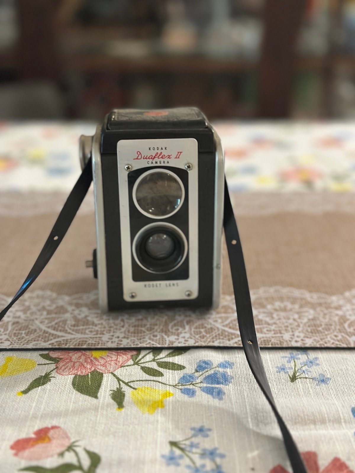 Kodak Black Twin-Lens Reflex Film Camera